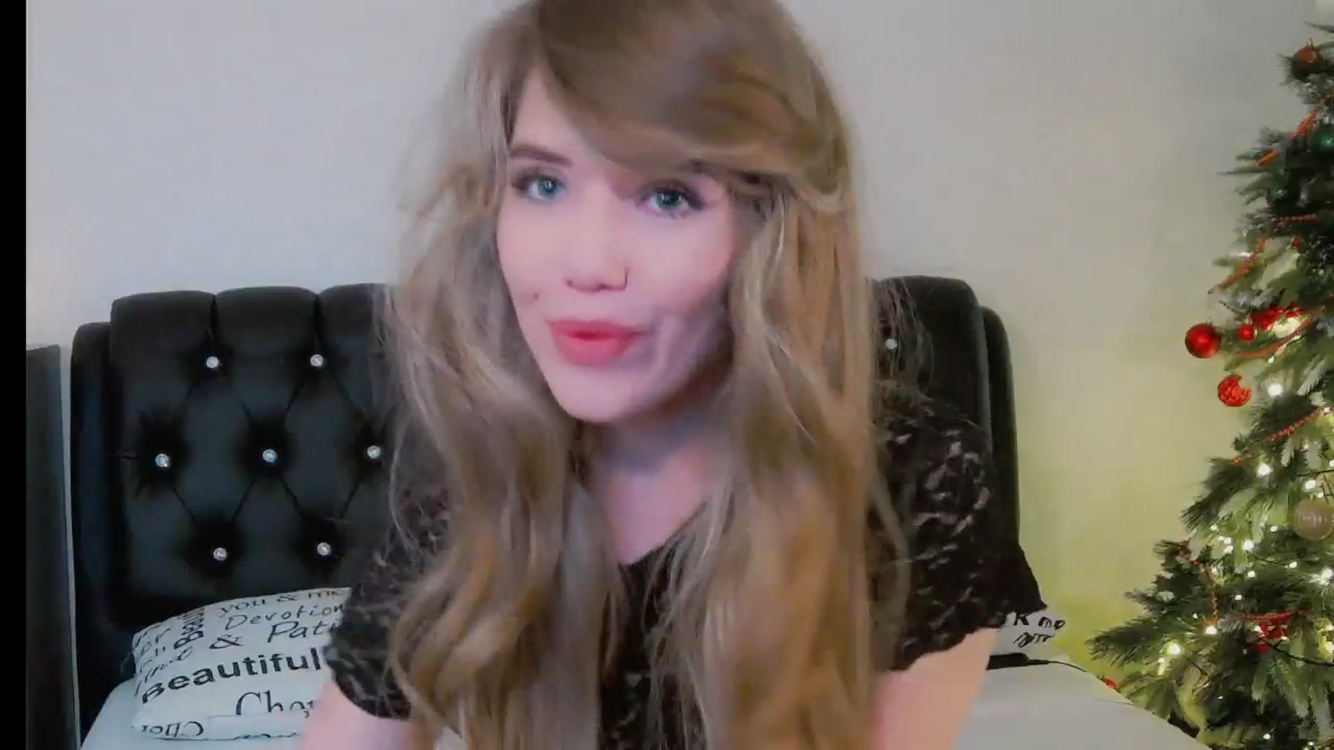 Gallery image thumbnail from KilianSou's myfreecams stream on, 12/08/2025, 03:37 image 6 of 20