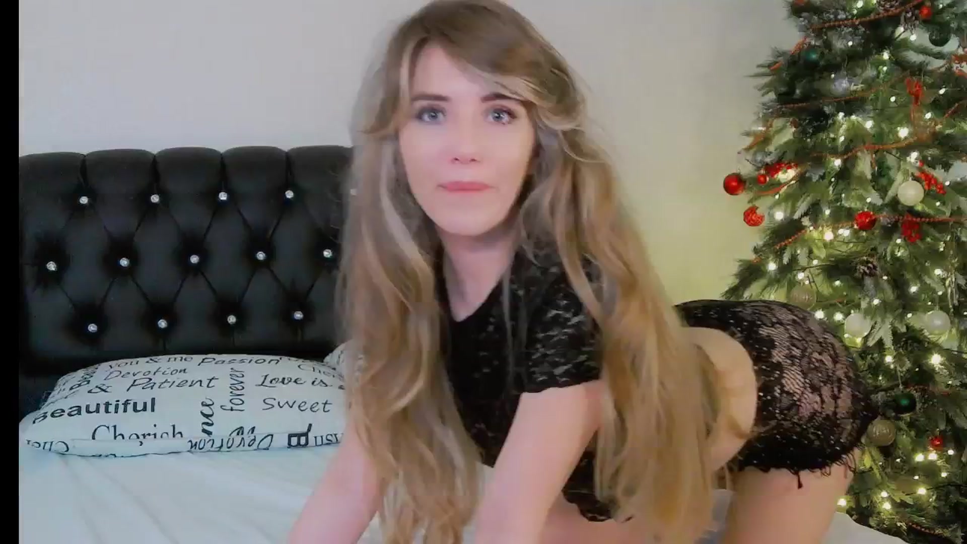 Gallery image thumbnail from KilianSou's myfreecams stream on, 12/08/2025, 06:05 image 8 of 20