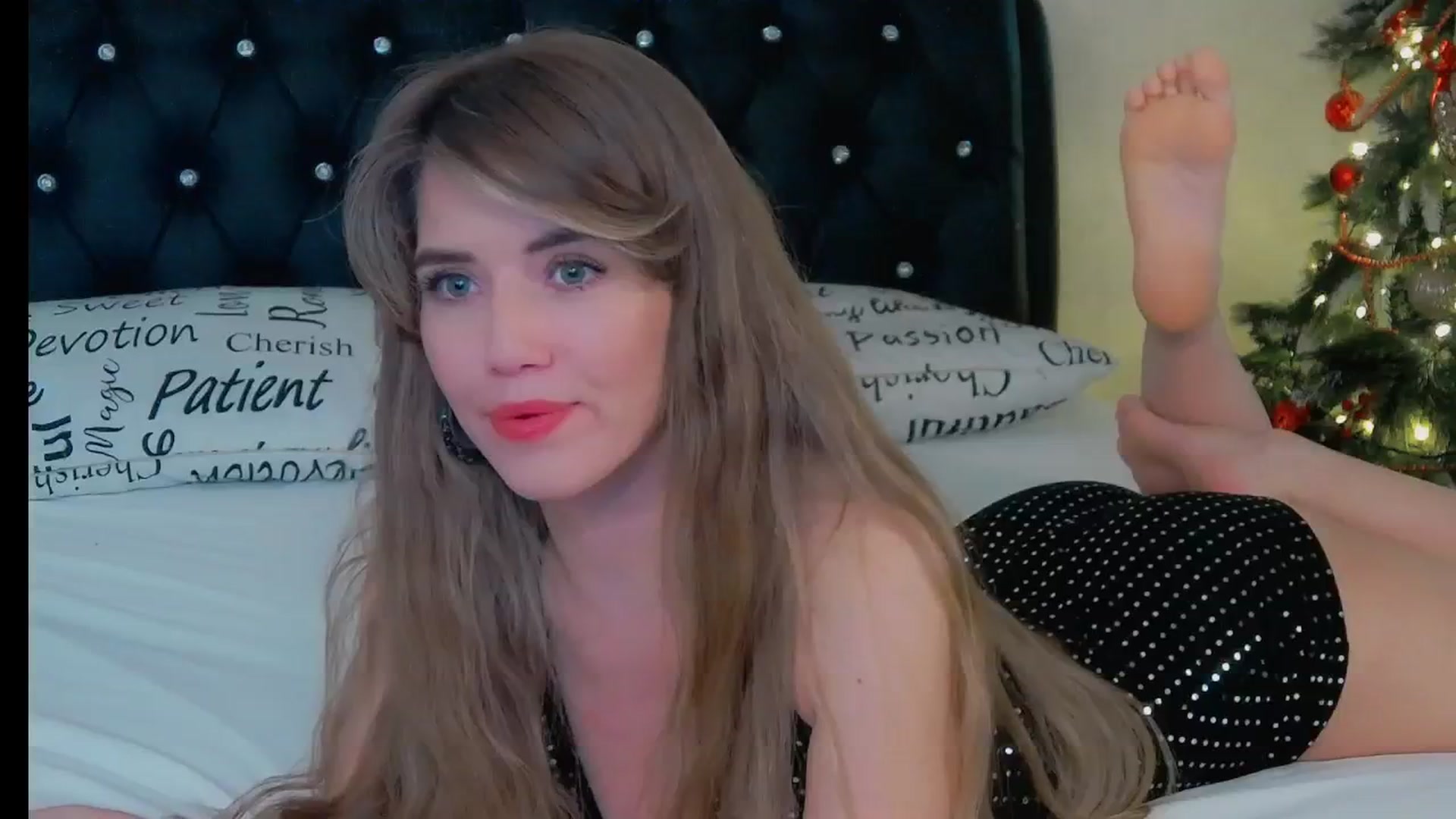 Gallery image thumbnail from KilianSou's myfreecams stream on, 12/14/2025, 04:35 image 19 of 20