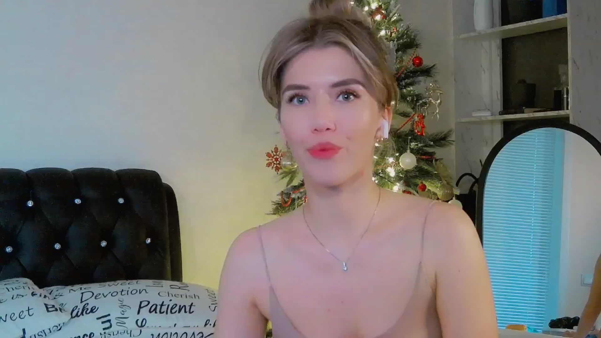 Gallery image thumbnail from KilianSou's myfreecams stream on, 12/28/2025, 05:46 image 6 of 20