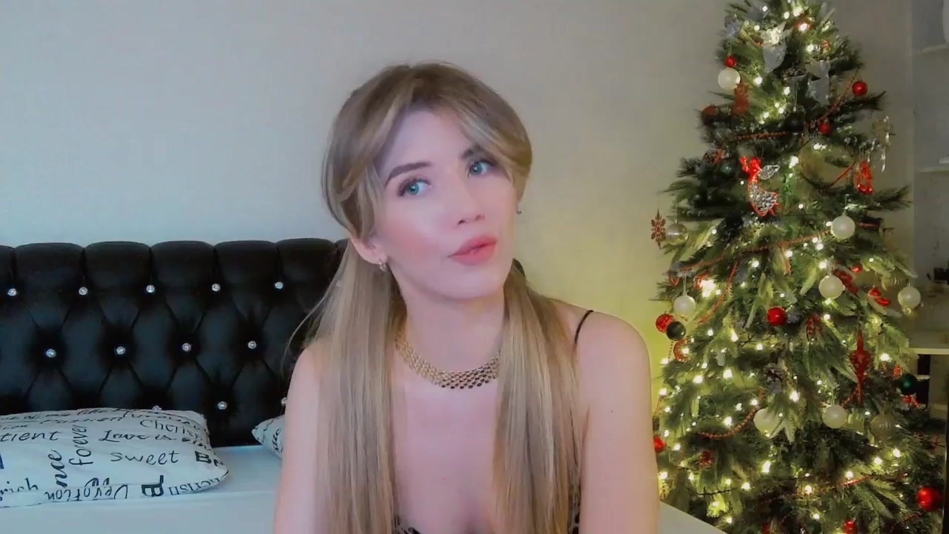 Gallery image thumbnail from KilianSou's myfreecams stream on, 12/29/2025, 04:12 image 6 of 20