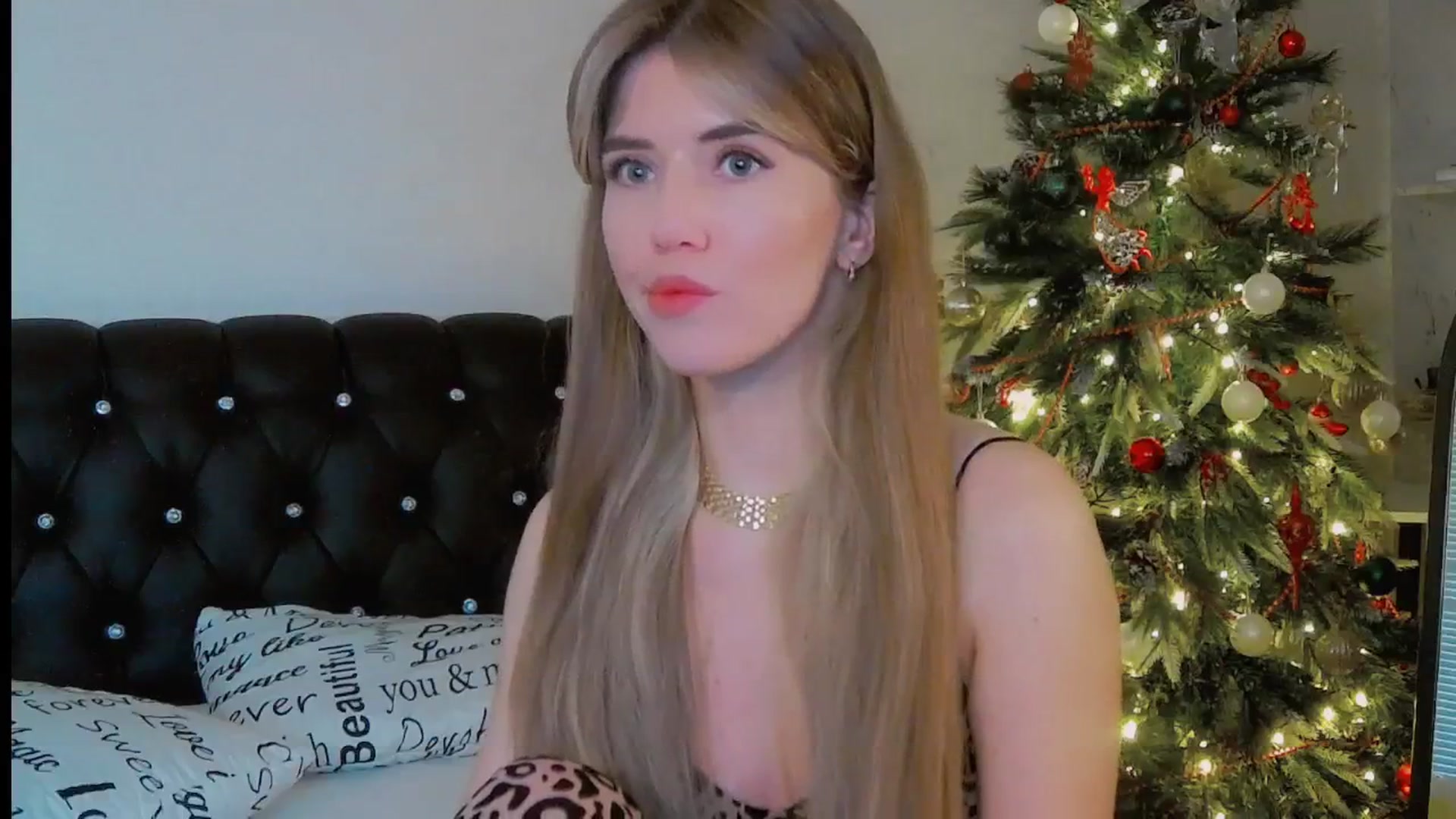 Gallery image thumbnail from KilianSou's myfreecams stream on, 12/29/2025, 09:24 image 5 of 20