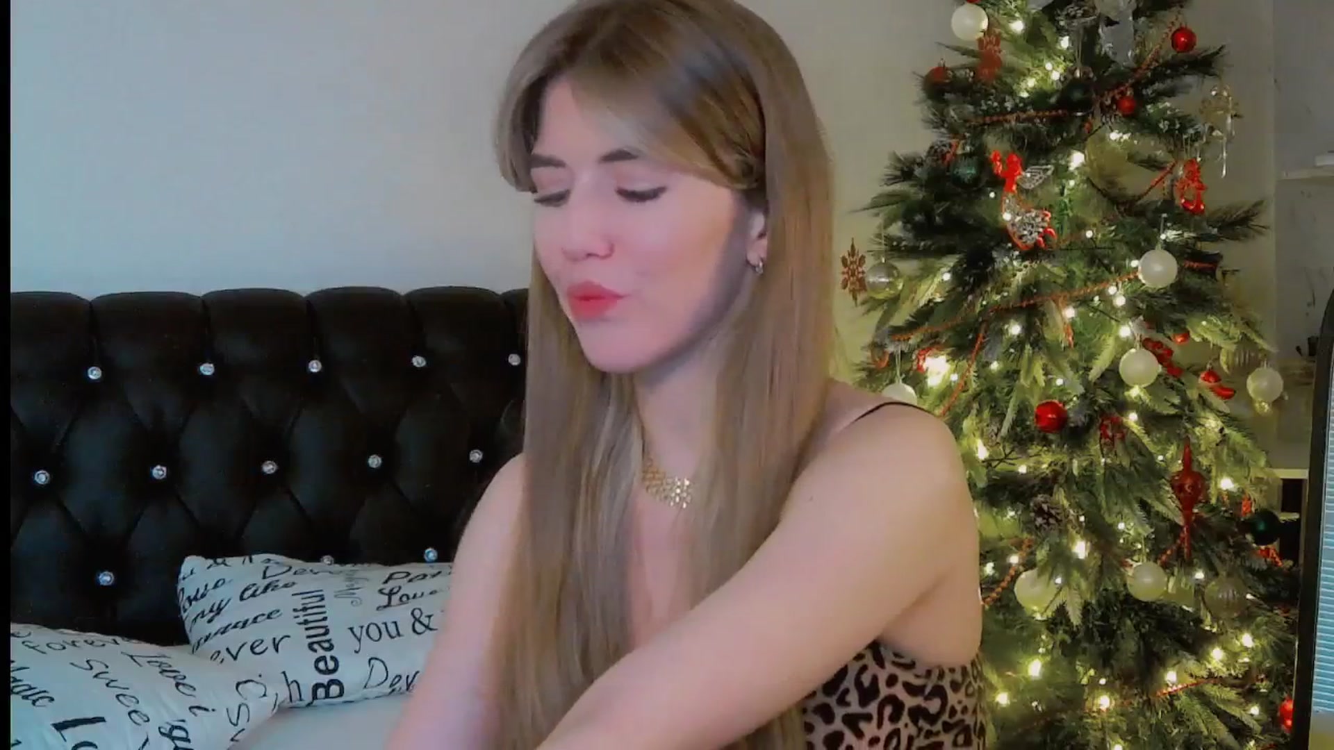 Gallery image thumbnail from KilianSou's myfreecams stream on, 12/29/2025, 09:24 image 6 of 20