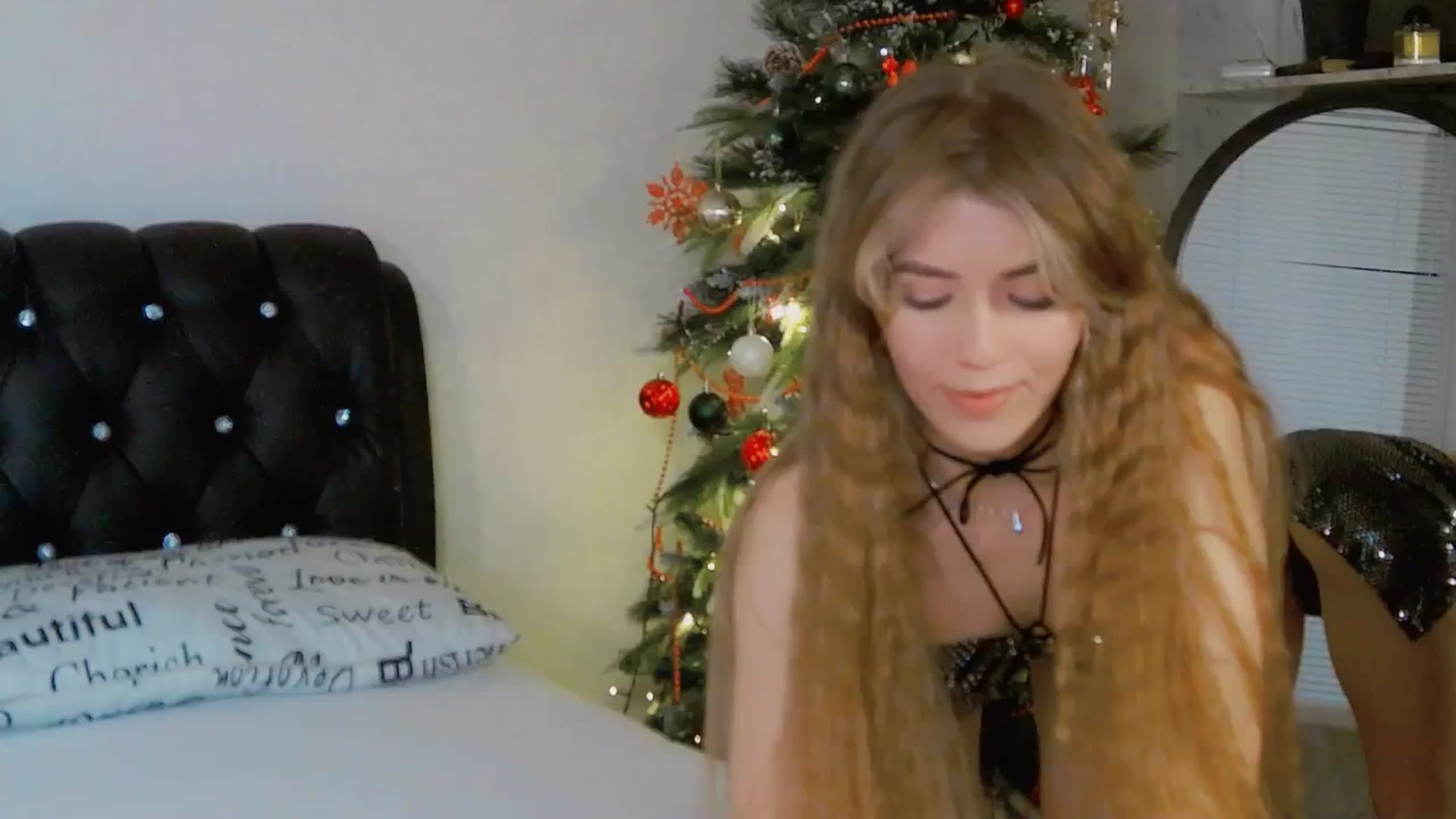 Gallery image thumbnail from KilianSou's myfreecams stream on, 01/03/2026, 04:05 image 4 of 20