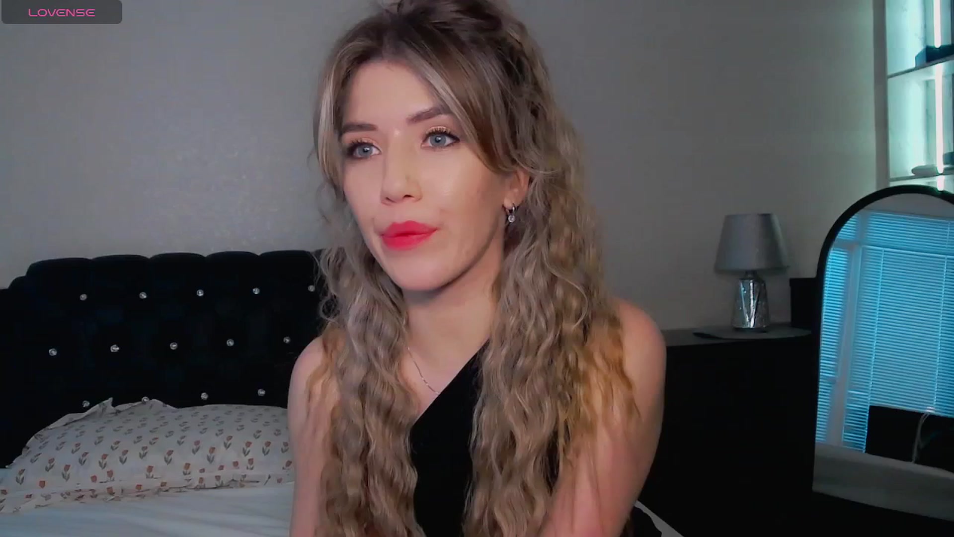 Gallery image thumbnail from KilianSou's myfreecams stream on, 01/25/2026, 06:27 image 19 of 20