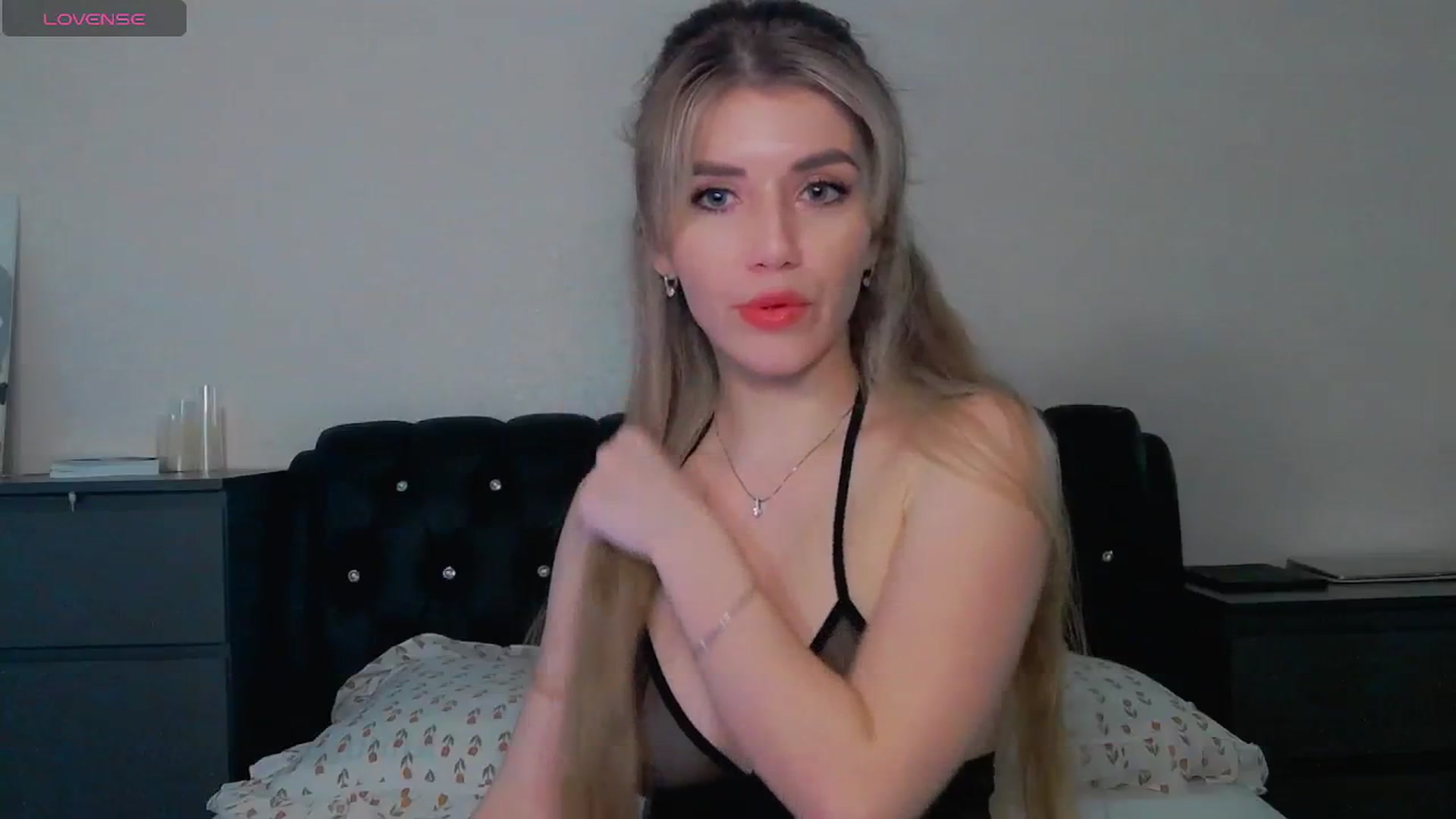 Gallery image thumbnail from KilianSou's myfreecams stream on, 01/27/2026, 03:55 image 10 of 20