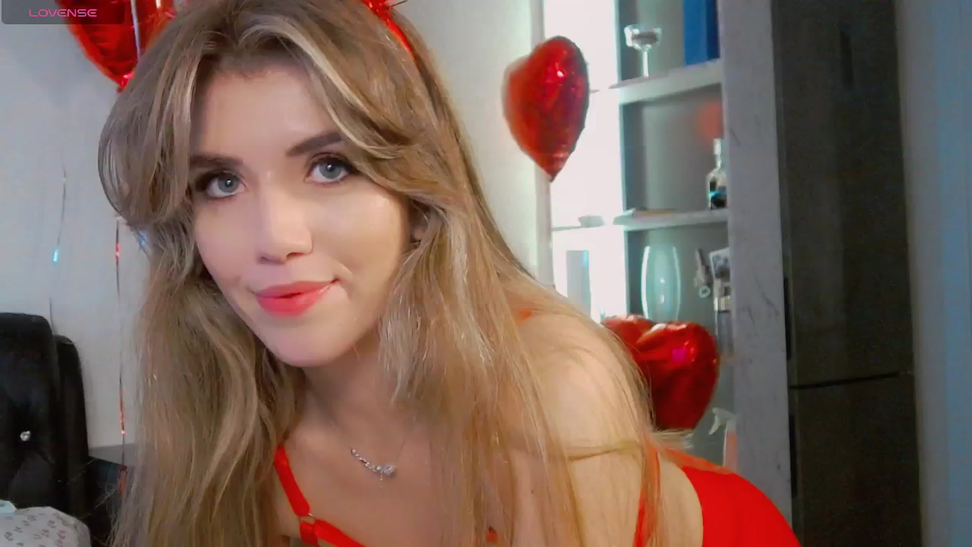 Gallery image thumbnail from KilianSou's myfreecams stream on, 02/15/2026, 06:05 image 17 of 20