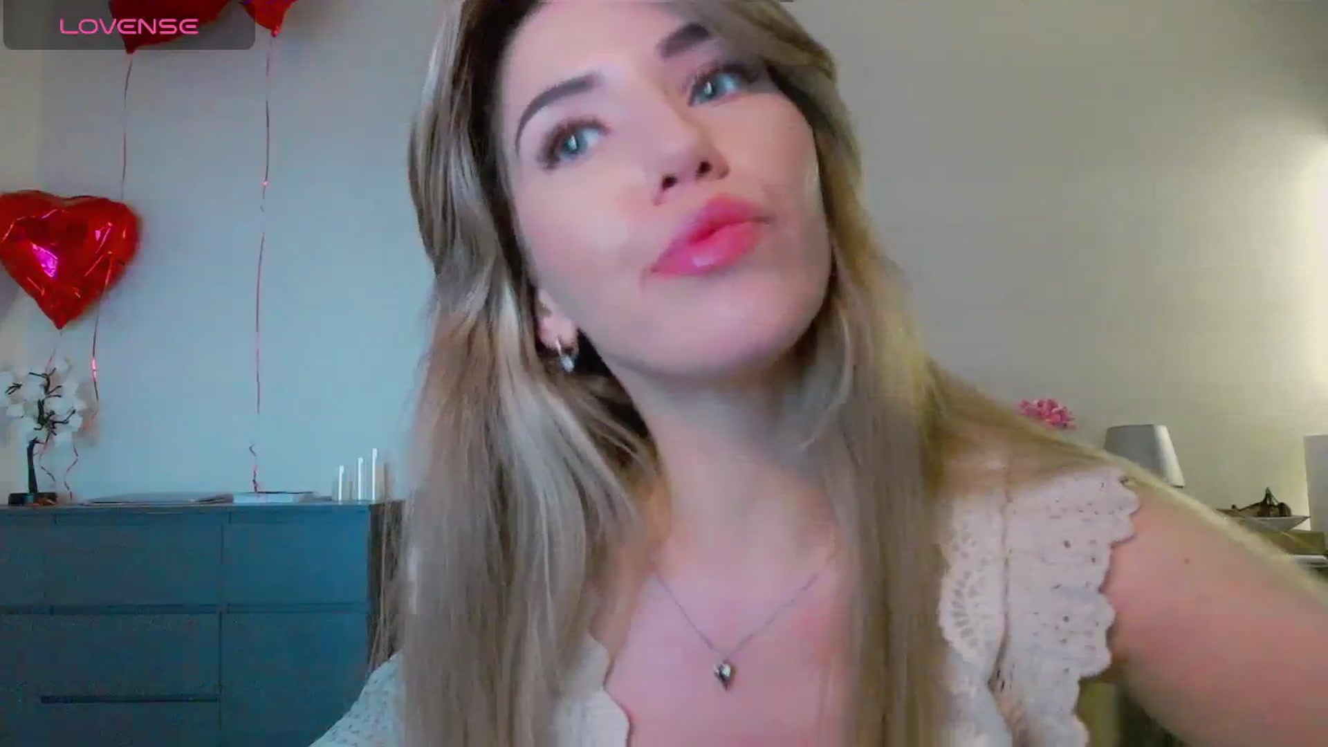 Gallery image thumbnail from KilianSou's myfreecams stream on, 03/09/2026, 02:06 image 5 of 20