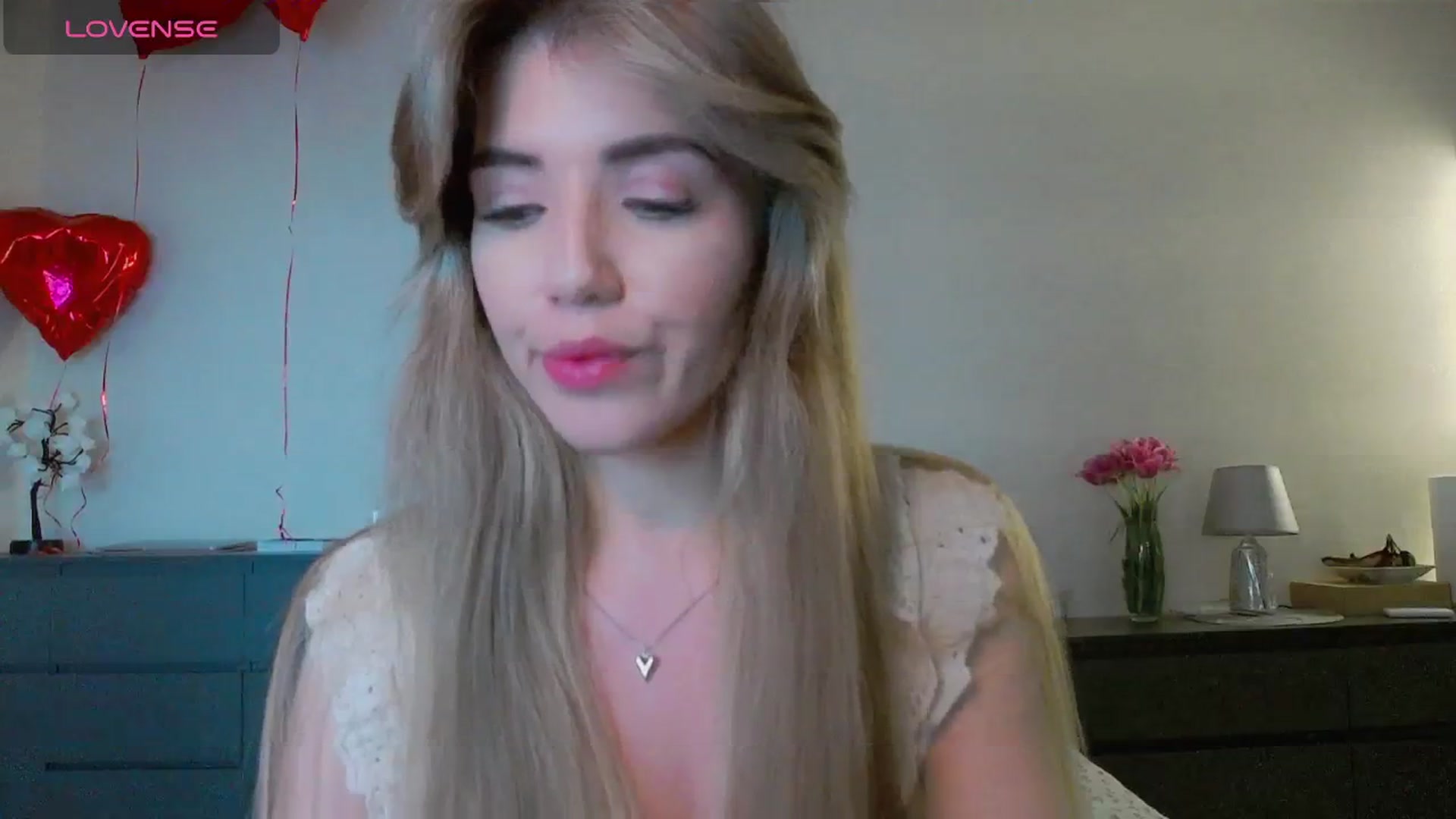 Gallery image thumbnail from KilianSou's myfreecams stream on, 03/09/2026, 02:06 image 7 of 20