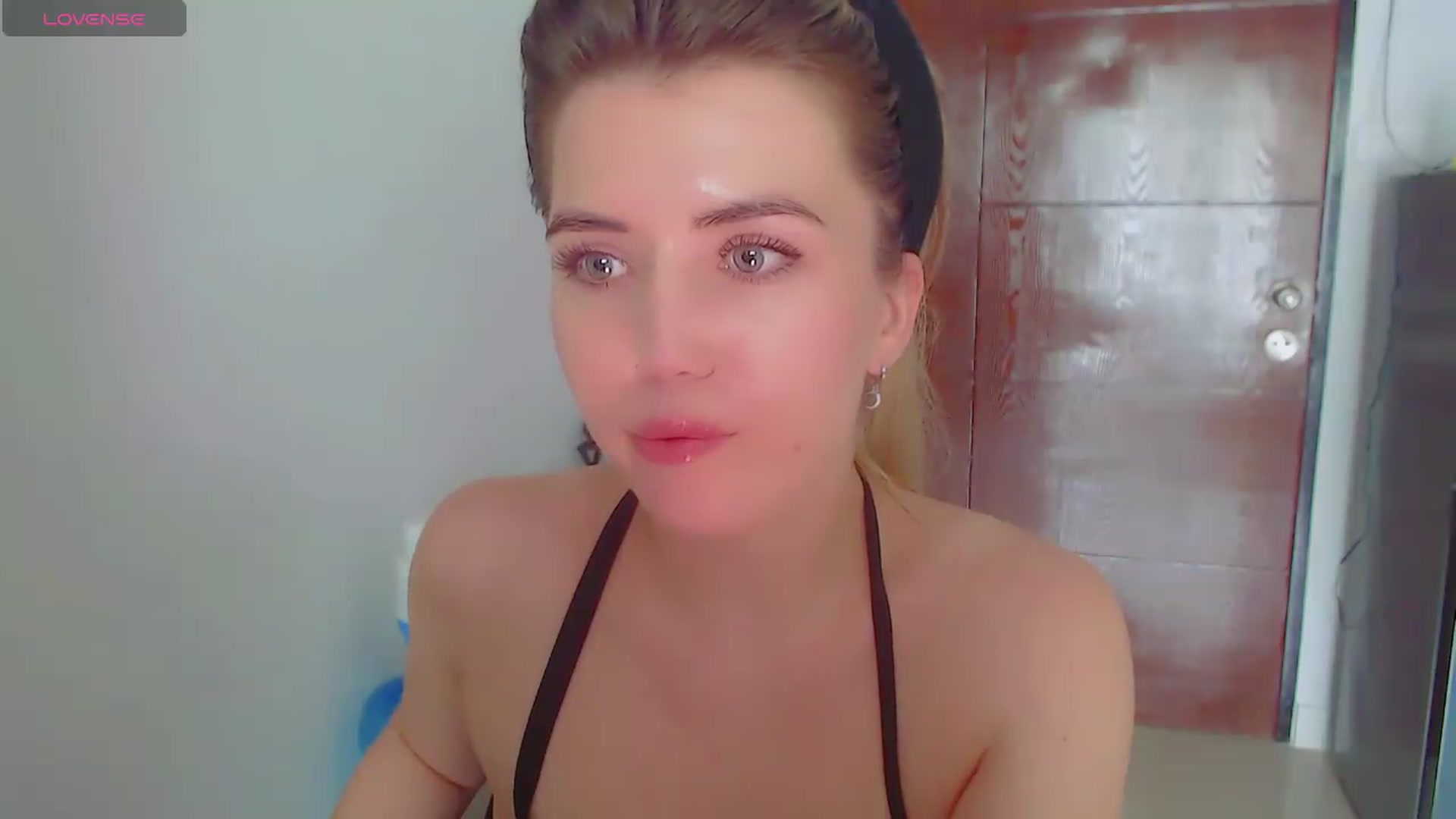 Gallery image thumbnail from KilianSou's myfreecams stream on, 06/20/2026, 07:23 image 2 of 20