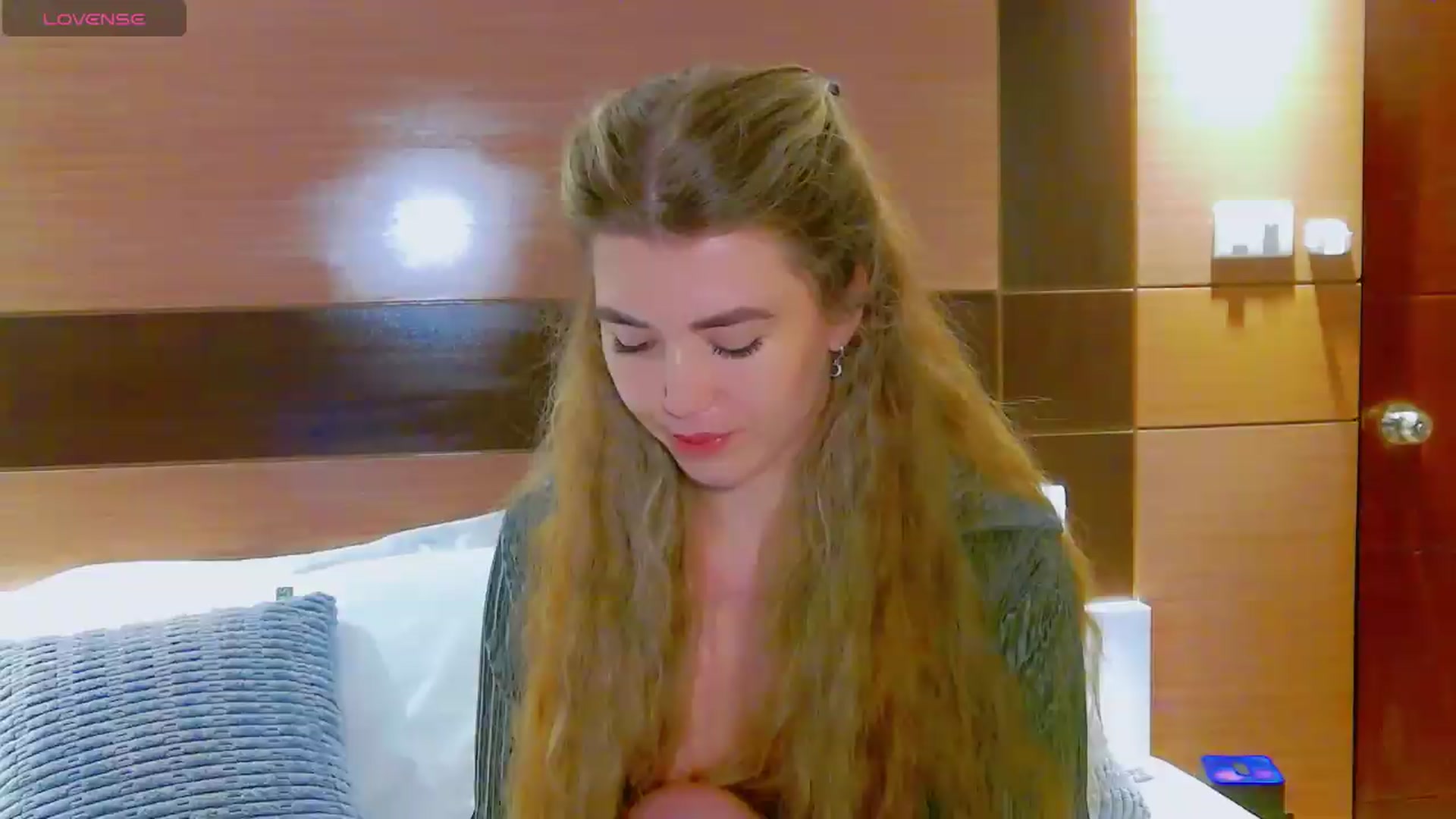 Gallery image thumbnail from KilianSou's myfreecams stream on, 06/24/2026, 05:13 image 1 of 20