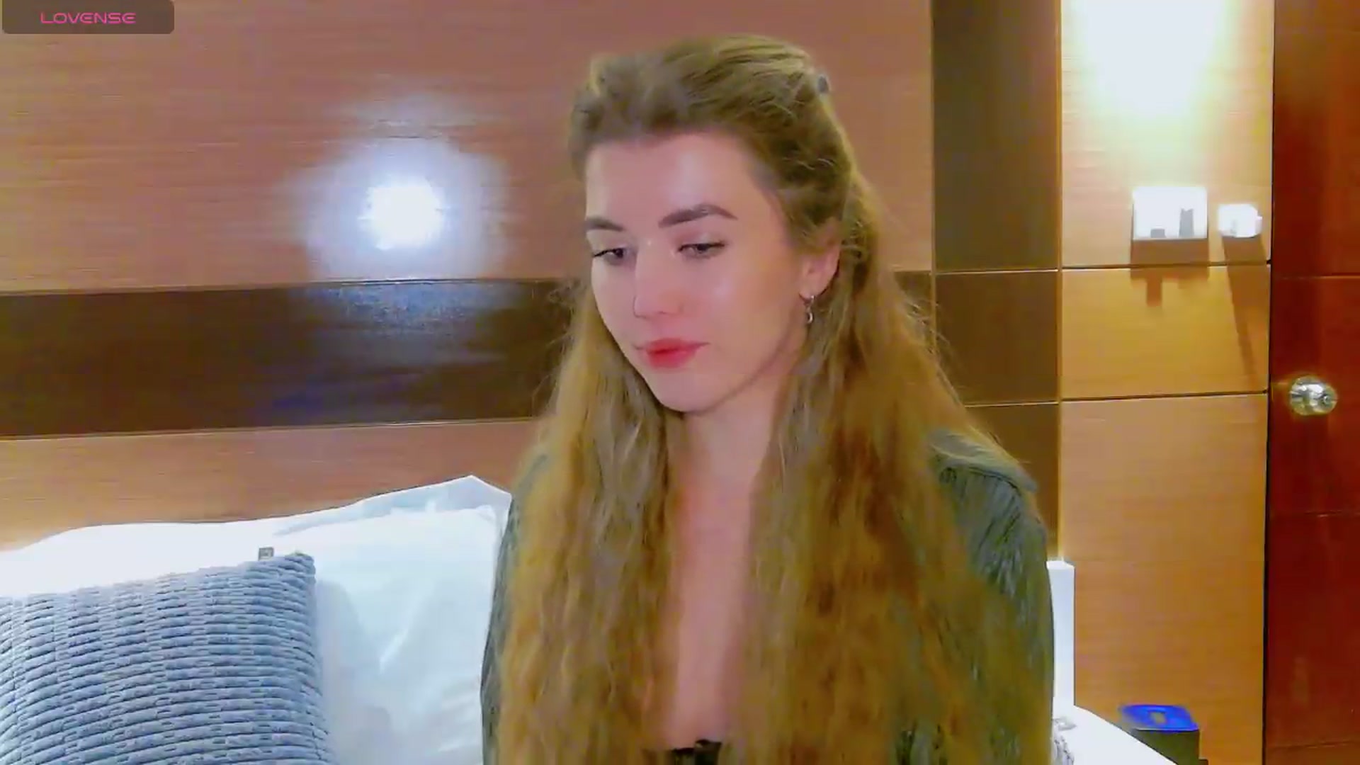 Gallery image thumbnail from KilianSou's myfreecams stream on, 06/24/2026, 05:13 image 3 of 20