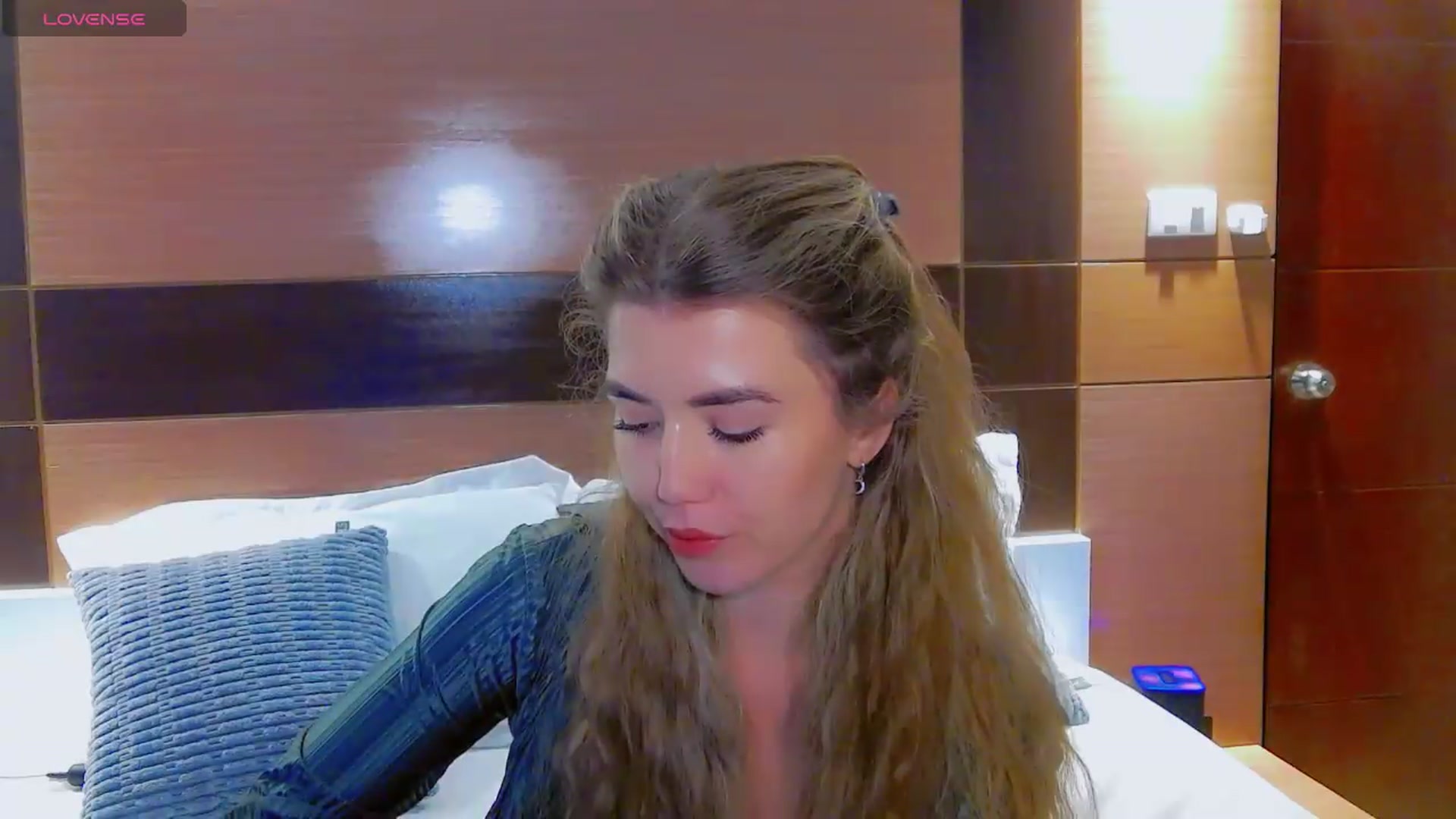 Gallery image thumbnail from KilianSou's myfreecams stream on, 06/24/2026, 05:13 image 11 of 20