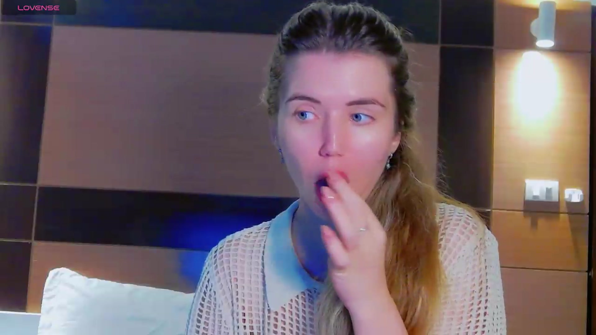 Gallery image thumbnail from KilianSou's myfreecams stream on, 07/11/2026, 03:06 image 11 of 20