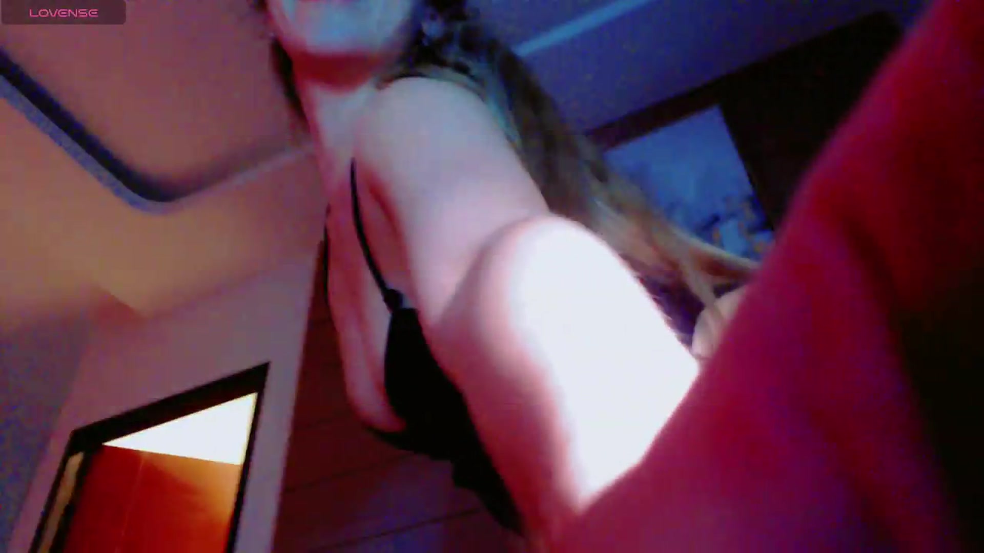 Gallery image thumbnail from KilianSou's myfreecams stream on, 07/19/2026, 06:05 image 17 of 20