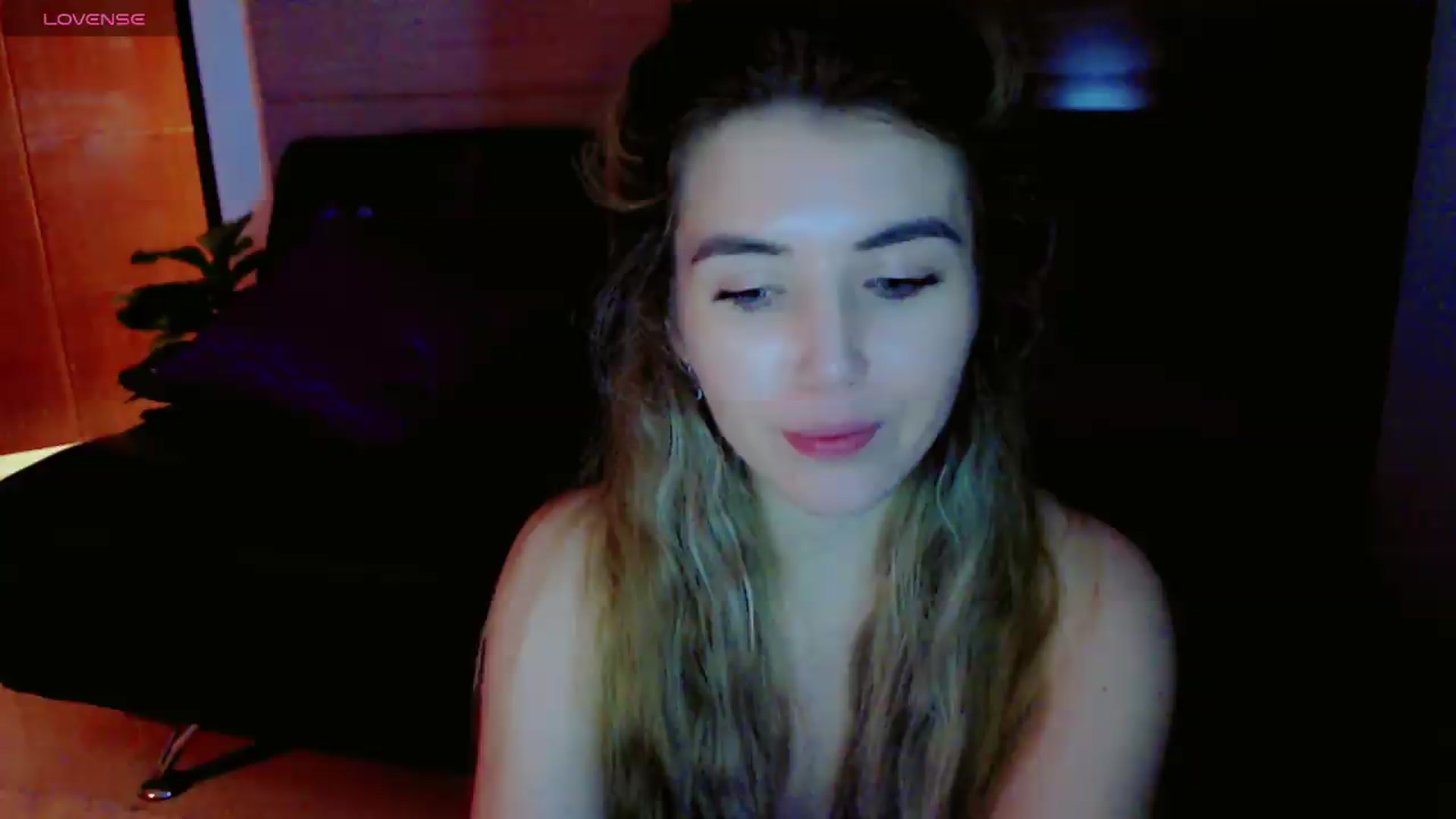 Gallery image thumbnail from KilianSou's myfreecams stream on, 07/19/2026, 06:50 image 13 of 20