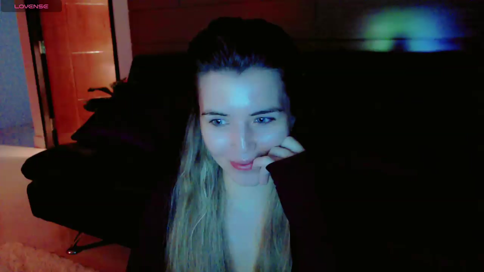Gallery image thumbnail from KilianSou's myfreecams stream on, 07/19/2026, 20:44 image 13 of 20