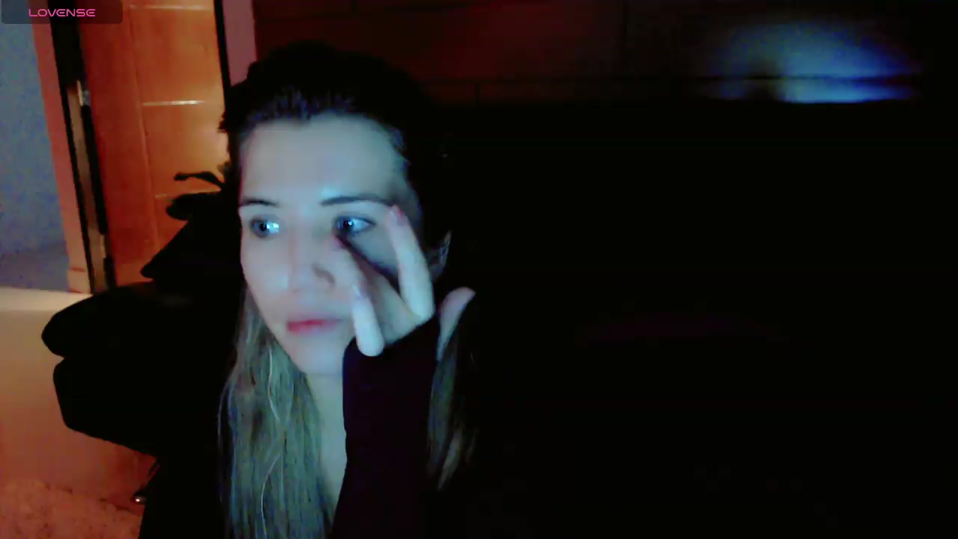 Gallery image thumbnail from KilianSou's myfreecams stream on, 07/19/2026, 20:44 image 9 of 20