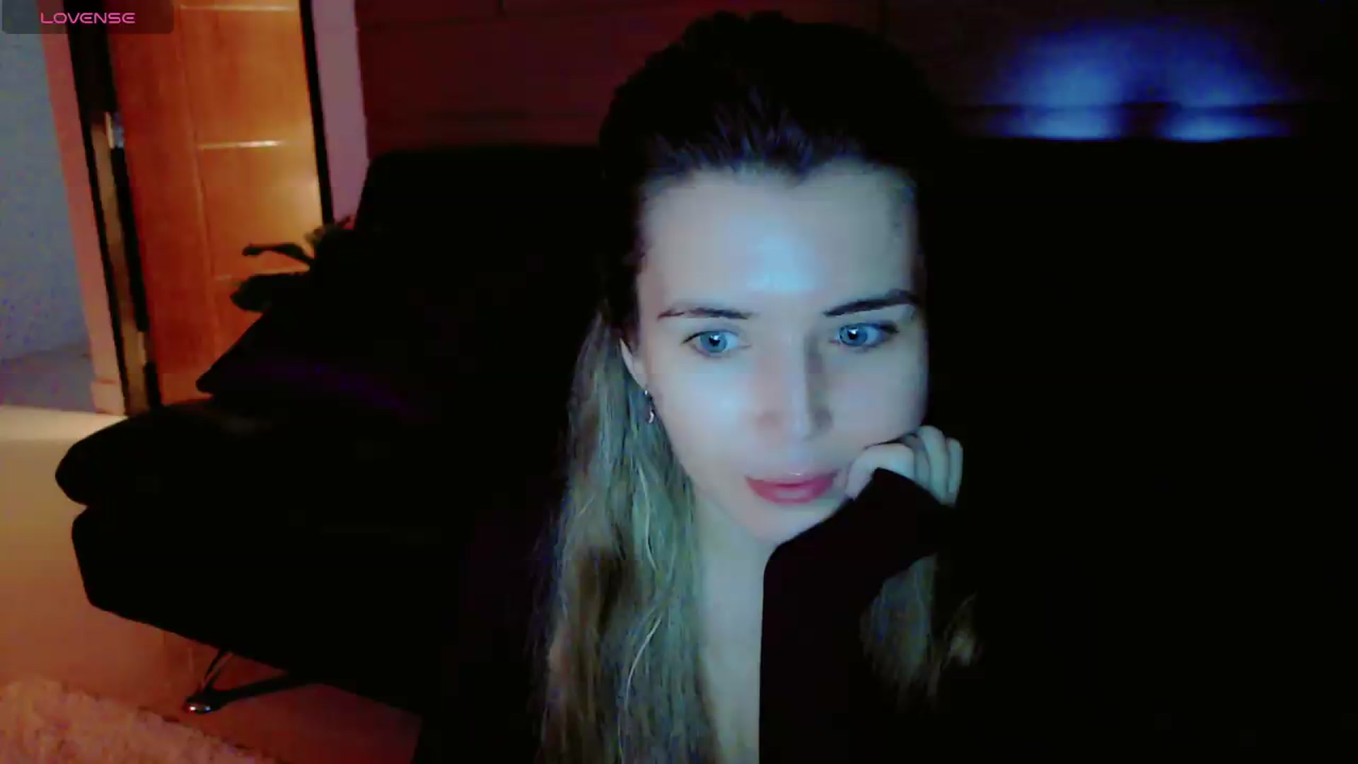 Gallery image thumbnail from KilianSou's myfreecams stream on, 07/19/2026, 20:44 image 3 of 20