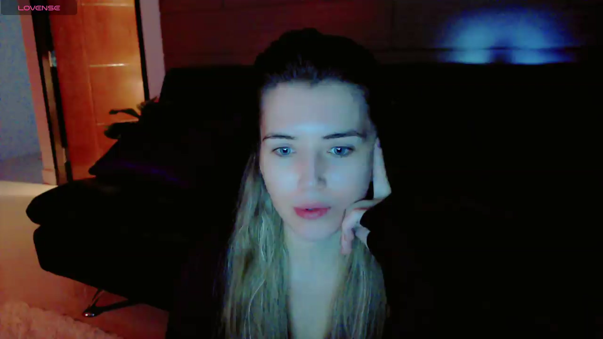 Gallery image thumbnail from KilianSou's myfreecams stream on, 07/19/2026, 20:44 image 6 of 20