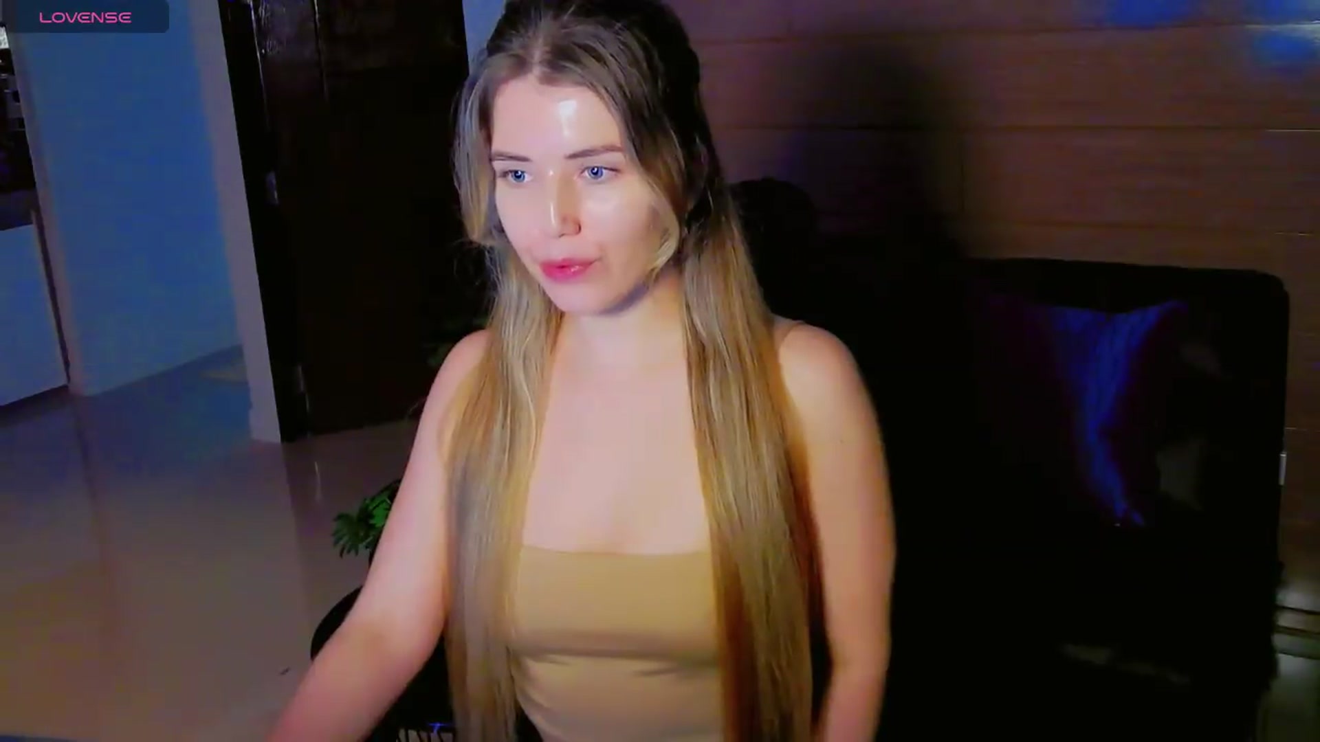Gallery image thumbnail from KilianSou's myfreecams stream on, 07/29/2026, 20:38 image 19 of 20