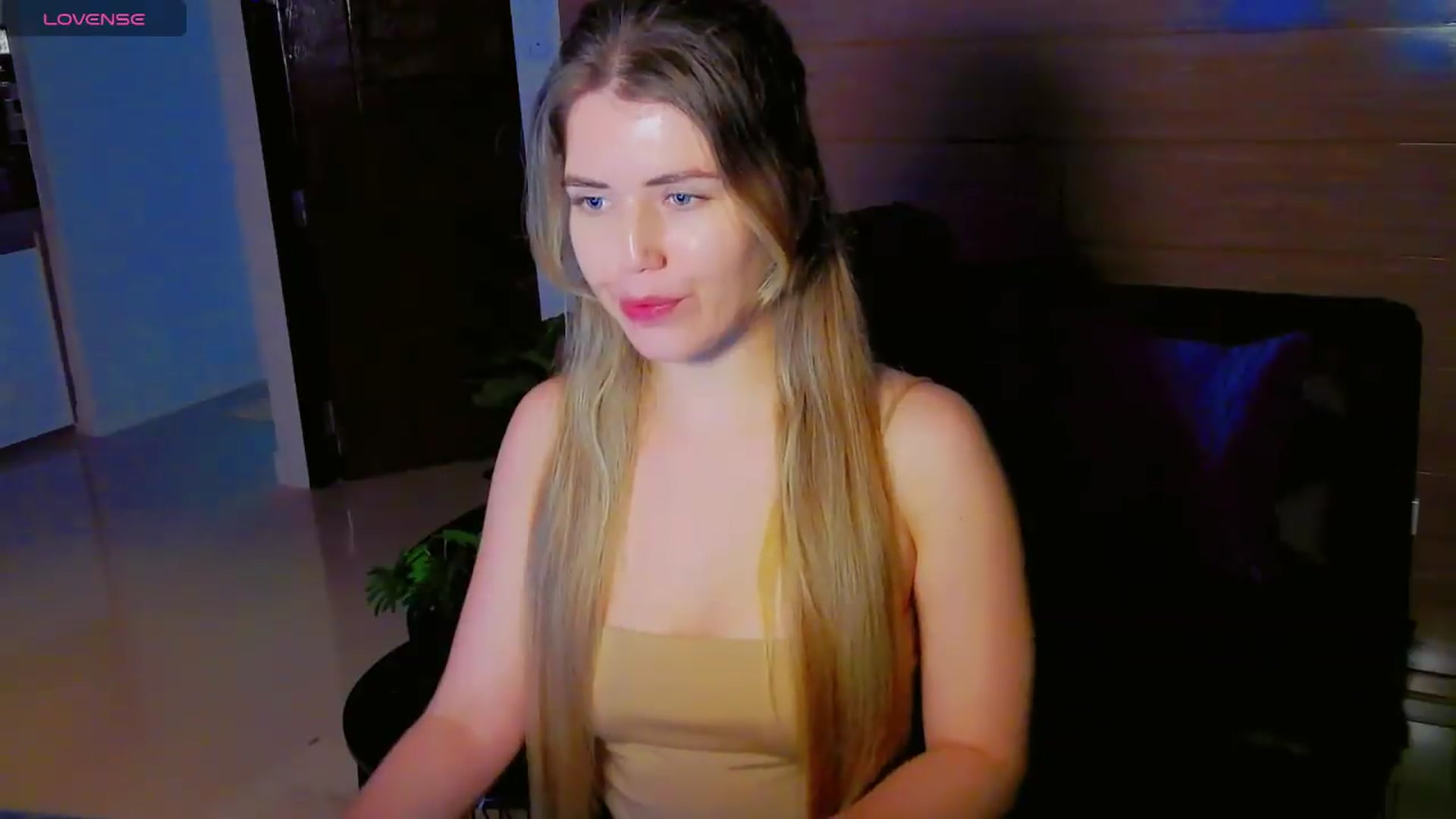 Gallery image thumbnail from KilianSou's myfreecams stream on, 07/29/2026, 20:38 image 17 of 20