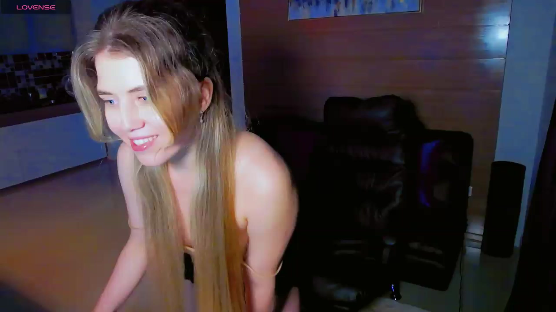Gallery image thumbnail from KilianSou's myfreecams stream on, 07/30/2026, 24:24 image 7 of 20