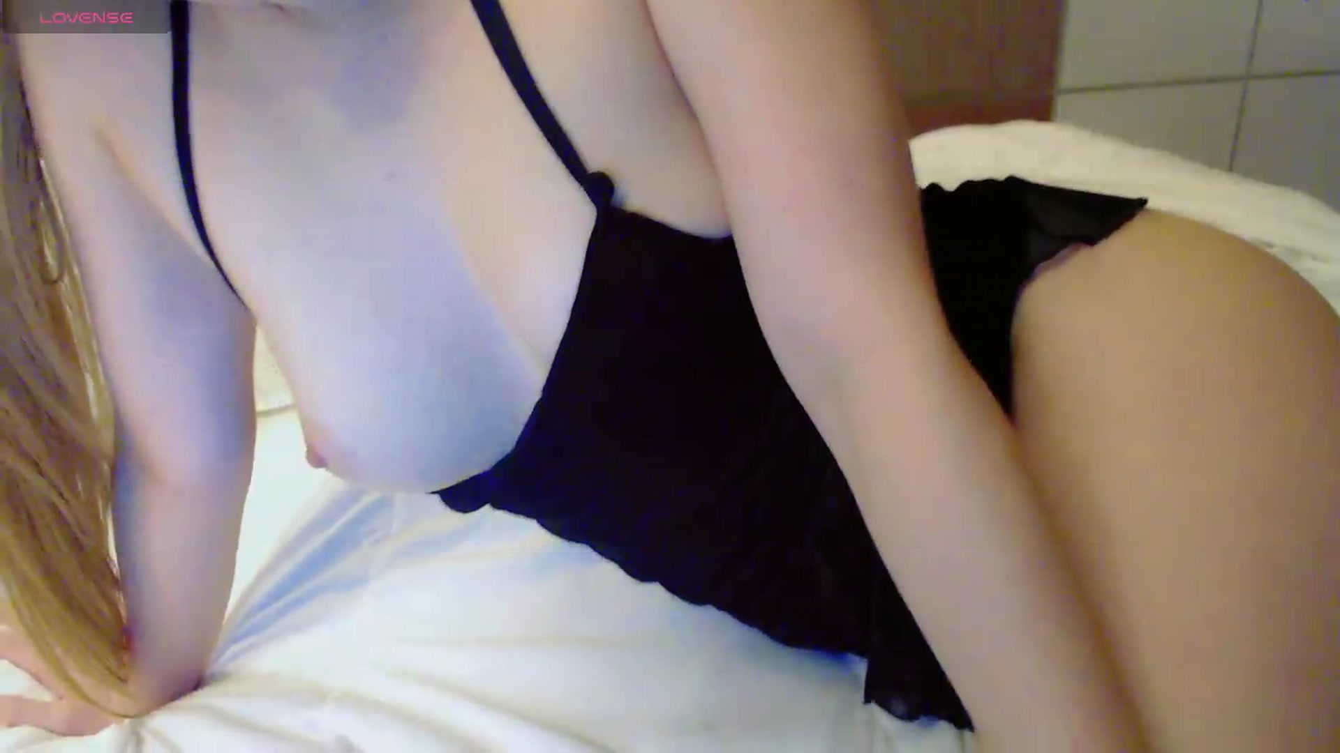 Gallery image thumbnail from KilianSou's myfreecams stream on, 07/30/2026, 13:26 image 7 of 20