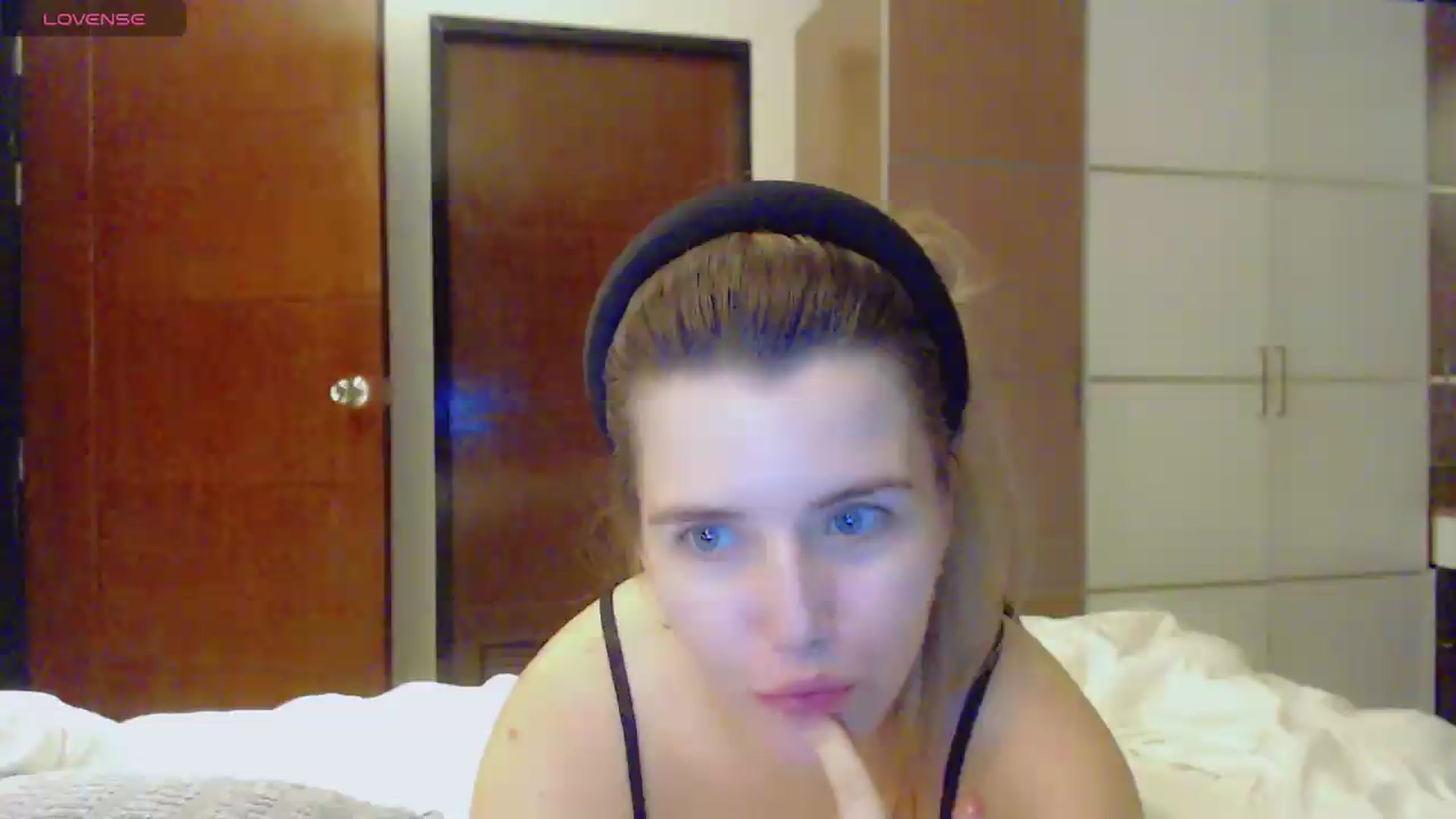 Gallery image thumbnail from KilianSou's myfreecams stream on, 08/05/2026, 14:50 image 20 of 20