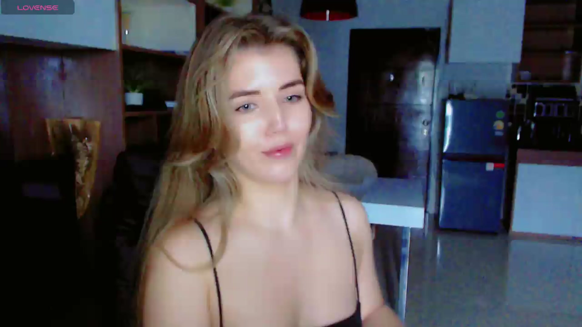 Gallery image thumbnail from KilianSou's myfreecams stream on, 08/09/2026, 02:59 image 7 of 20