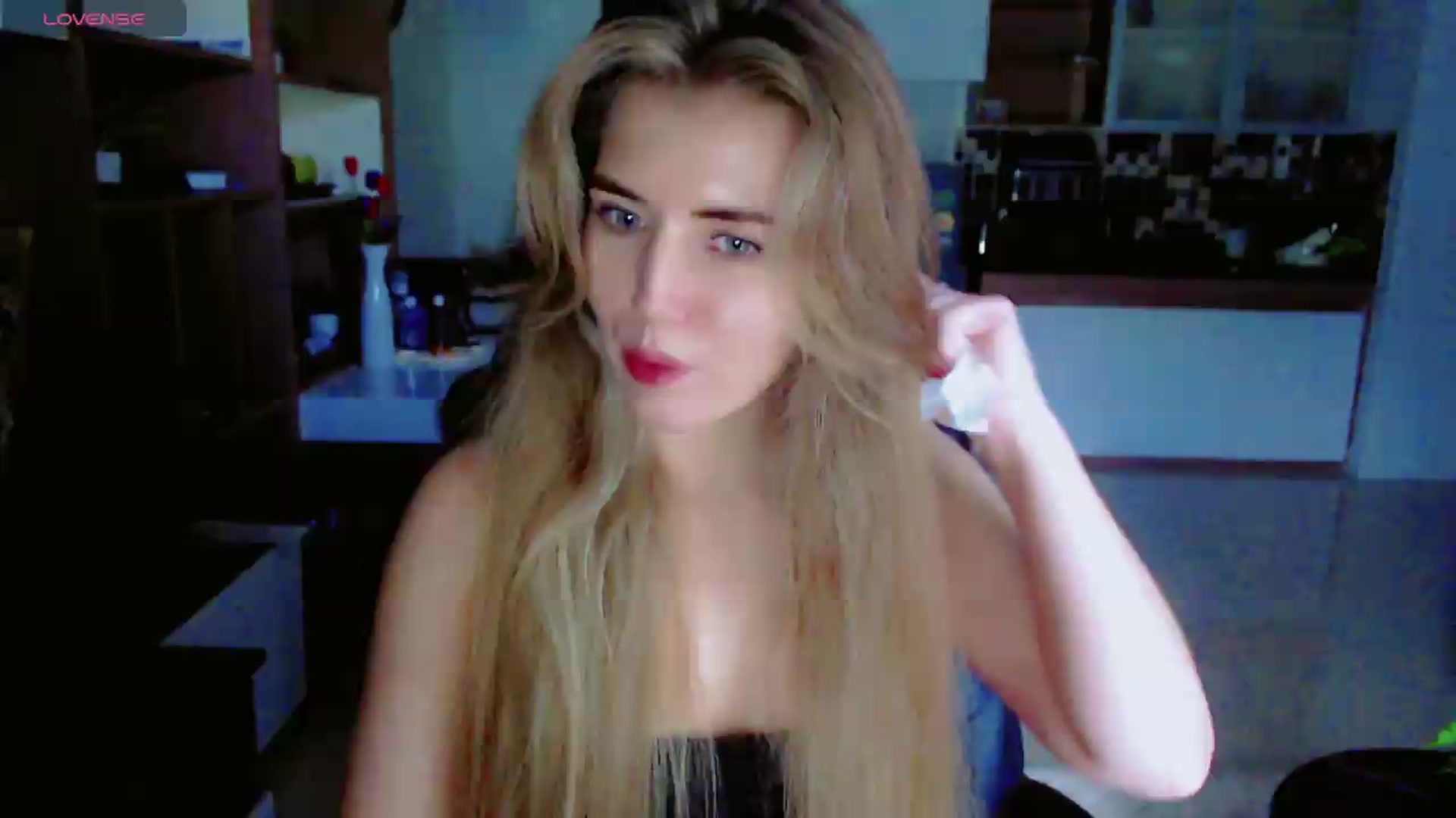 Gallery image thumbnail from KilianSou's myfreecams stream on, 08/09/2026, 05:15 image 1 of 20