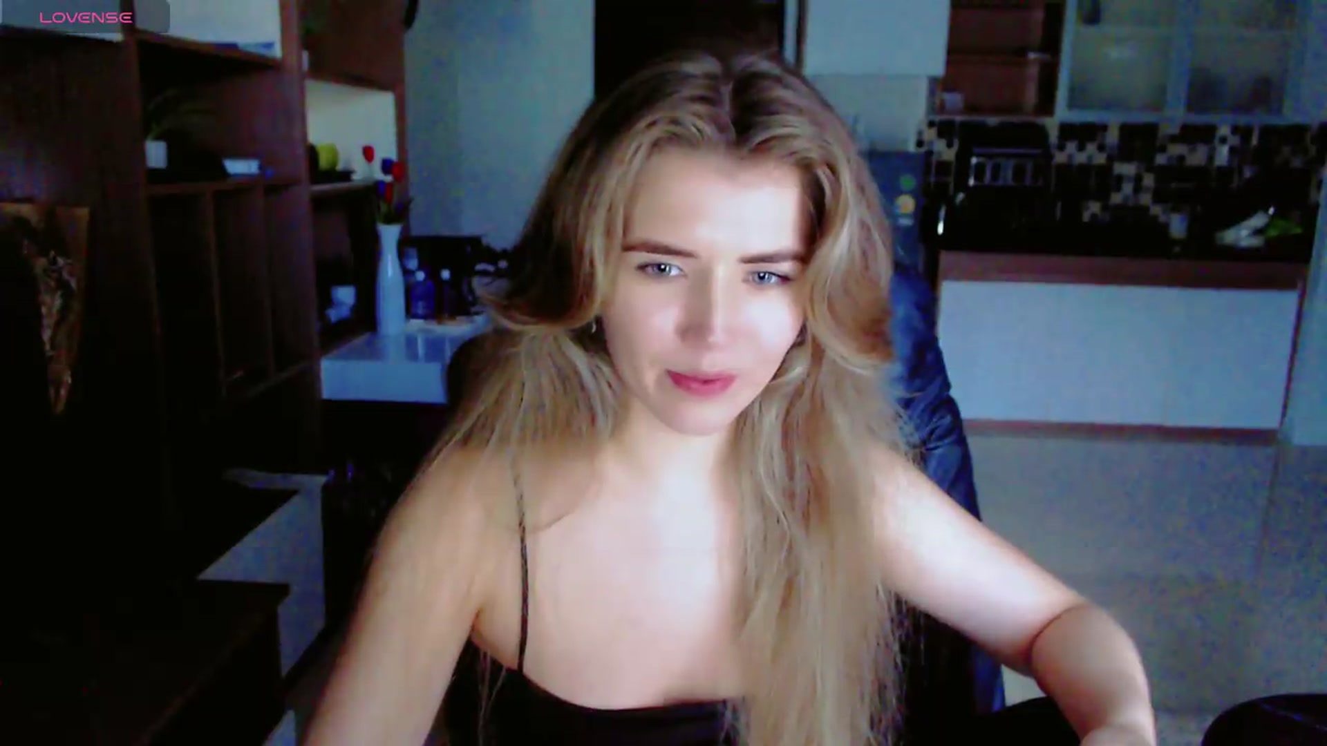 Gallery image thumbnail from KilianSou's myfreecams stream on, 08/09/2026, 05:15 image 11 of 20