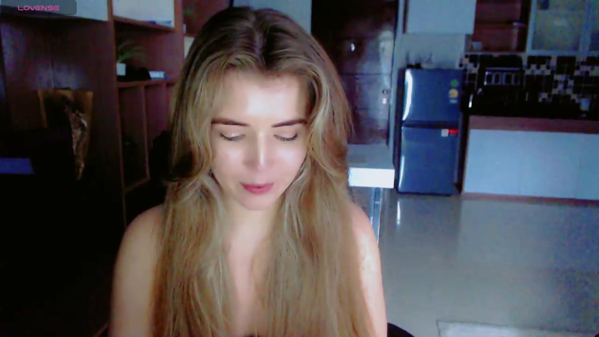 Gallery image thumbnail from KilianSou's myfreecams stream on, 08/09/2026, 05:15 image 17 of 20