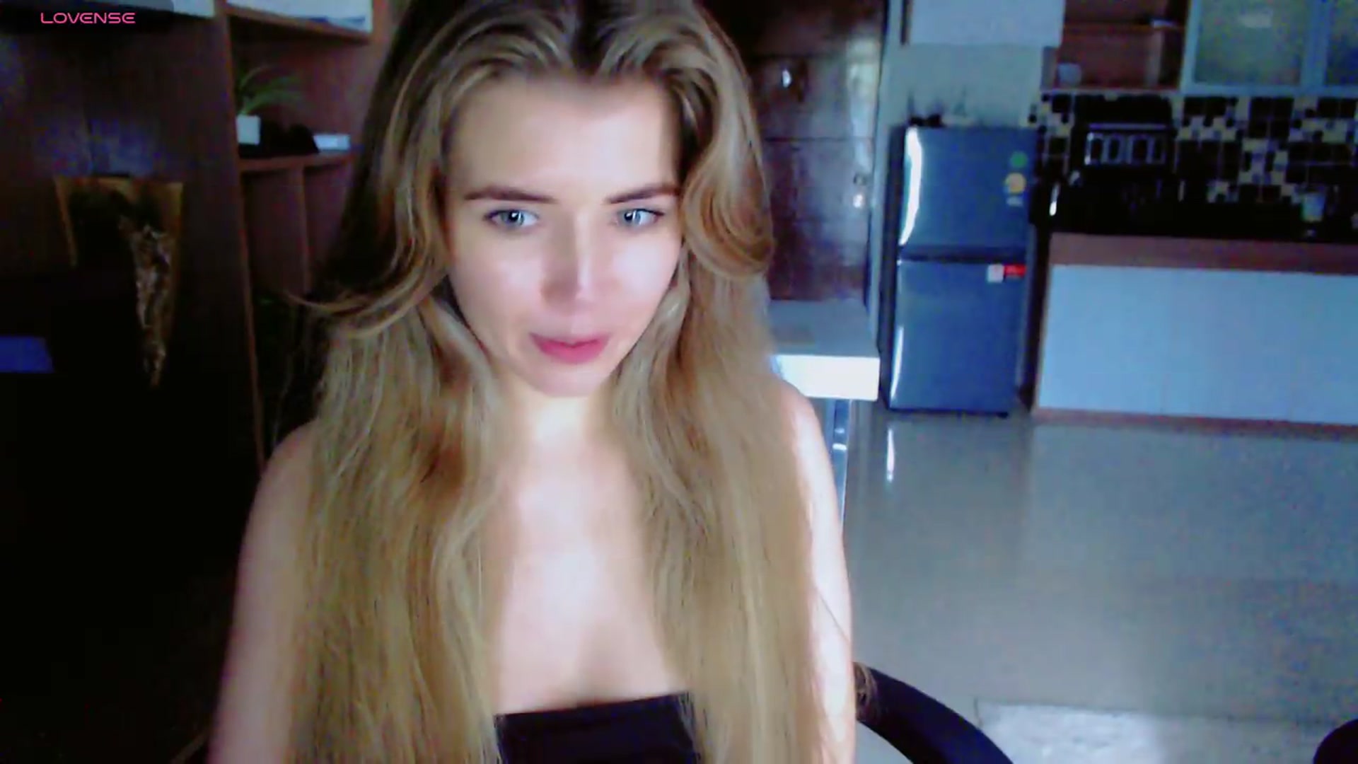 Gallery image thumbnail from KilianSou's myfreecams stream on, 08/09/2026, 05:15 image 19 of 20