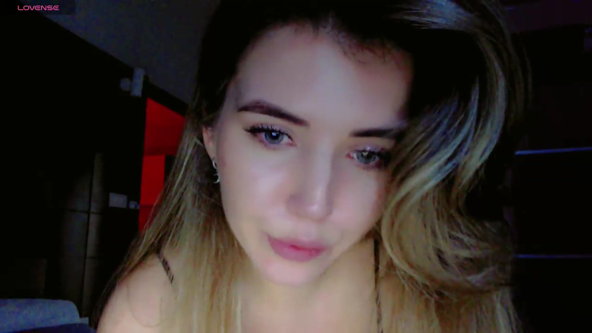 Gallery image thumbnail from KilianSou's myfreecams stream on, 08/10/2026, 02:36 image 5 of 20