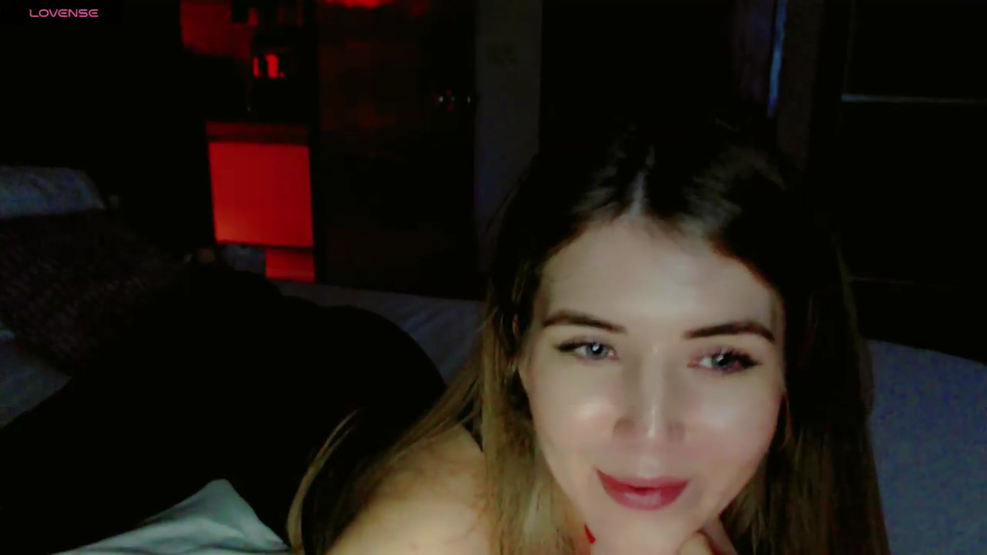 Gallery image thumbnail from KilianSou's myfreecams stream on, 08/10/2026, 02:36 image 17 of 20