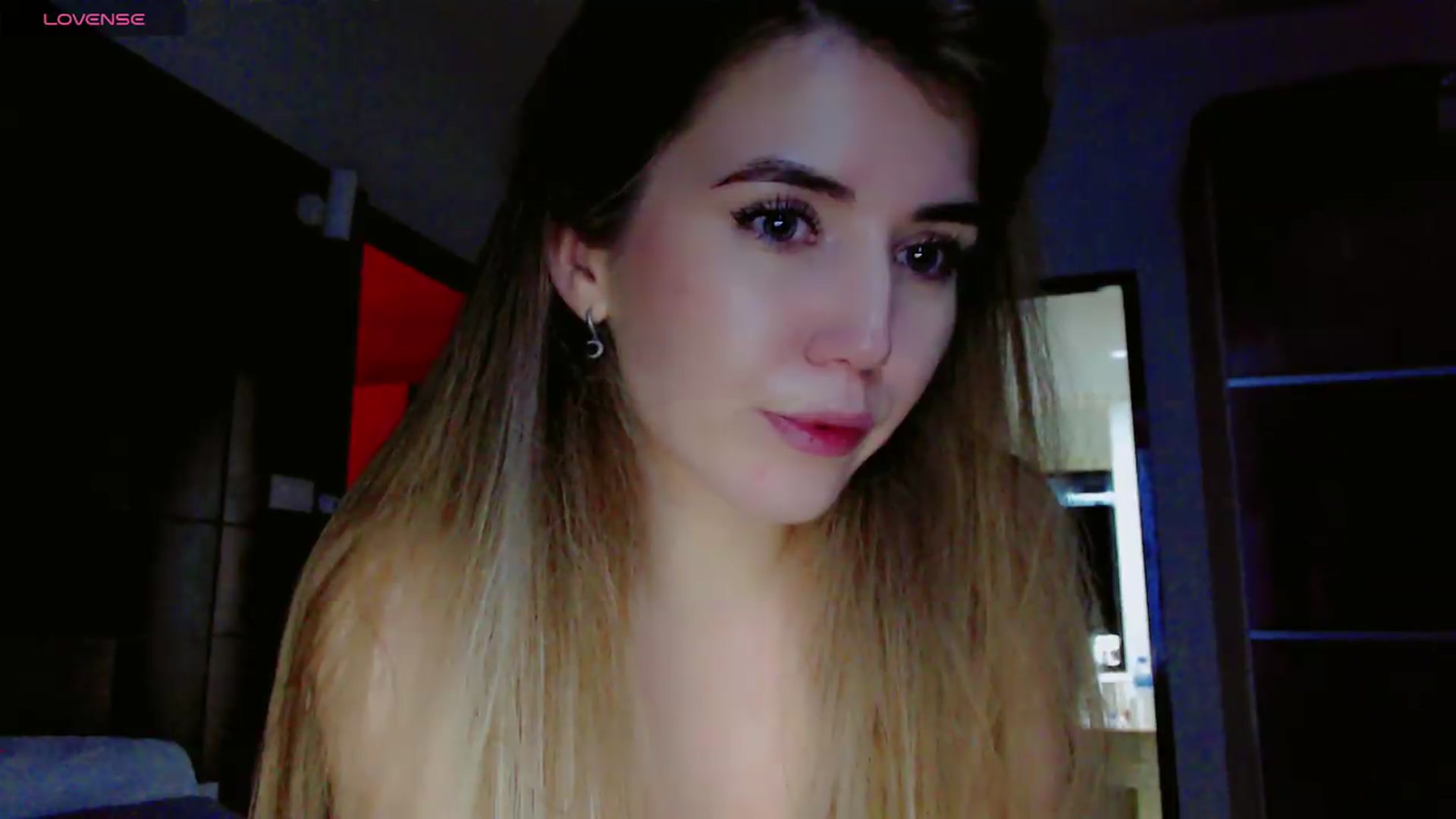 Gallery image thumbnail from KilianSou's myfreecams stream on, 08/10/2026, 02:36 image 6 of 20