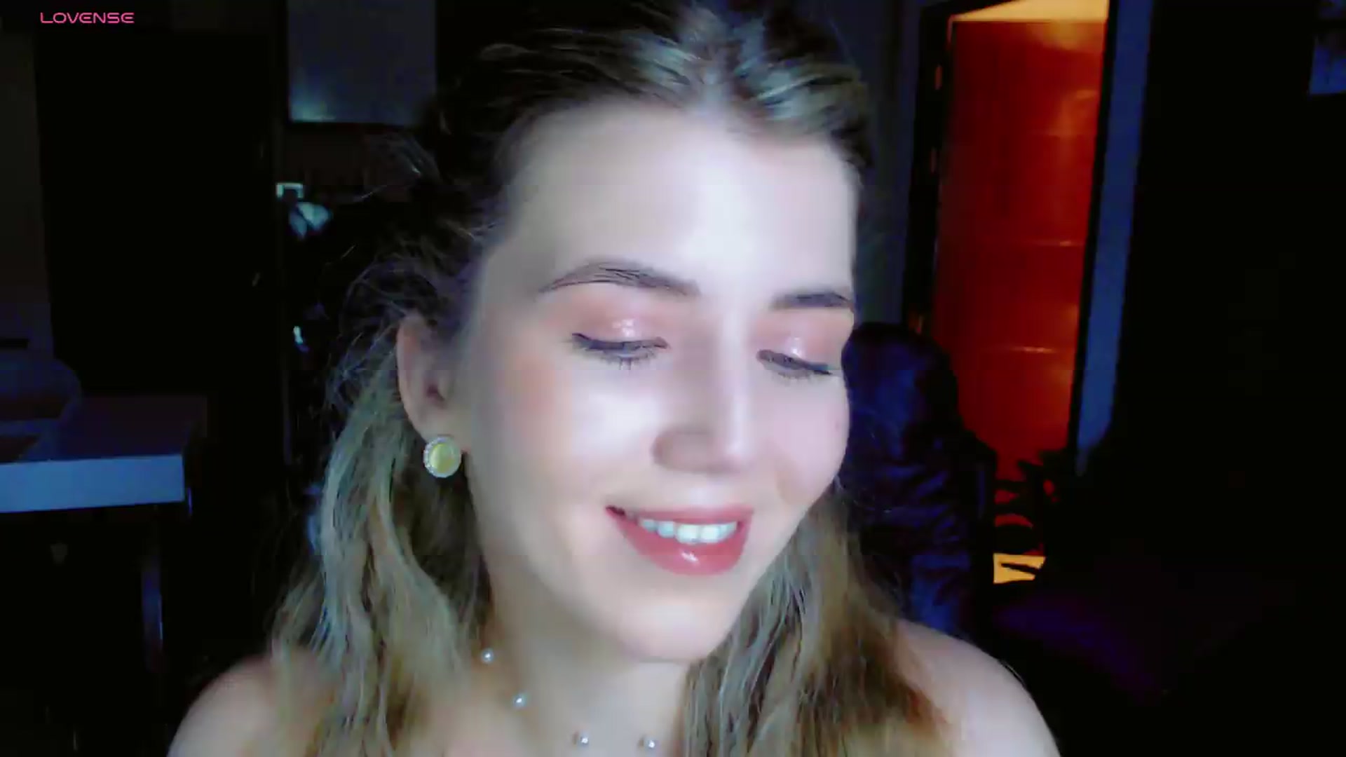 Gallery image thumbnail from KilianSou's myfreecams stream on, 08/17/2026, 01:45 image 7 of 20