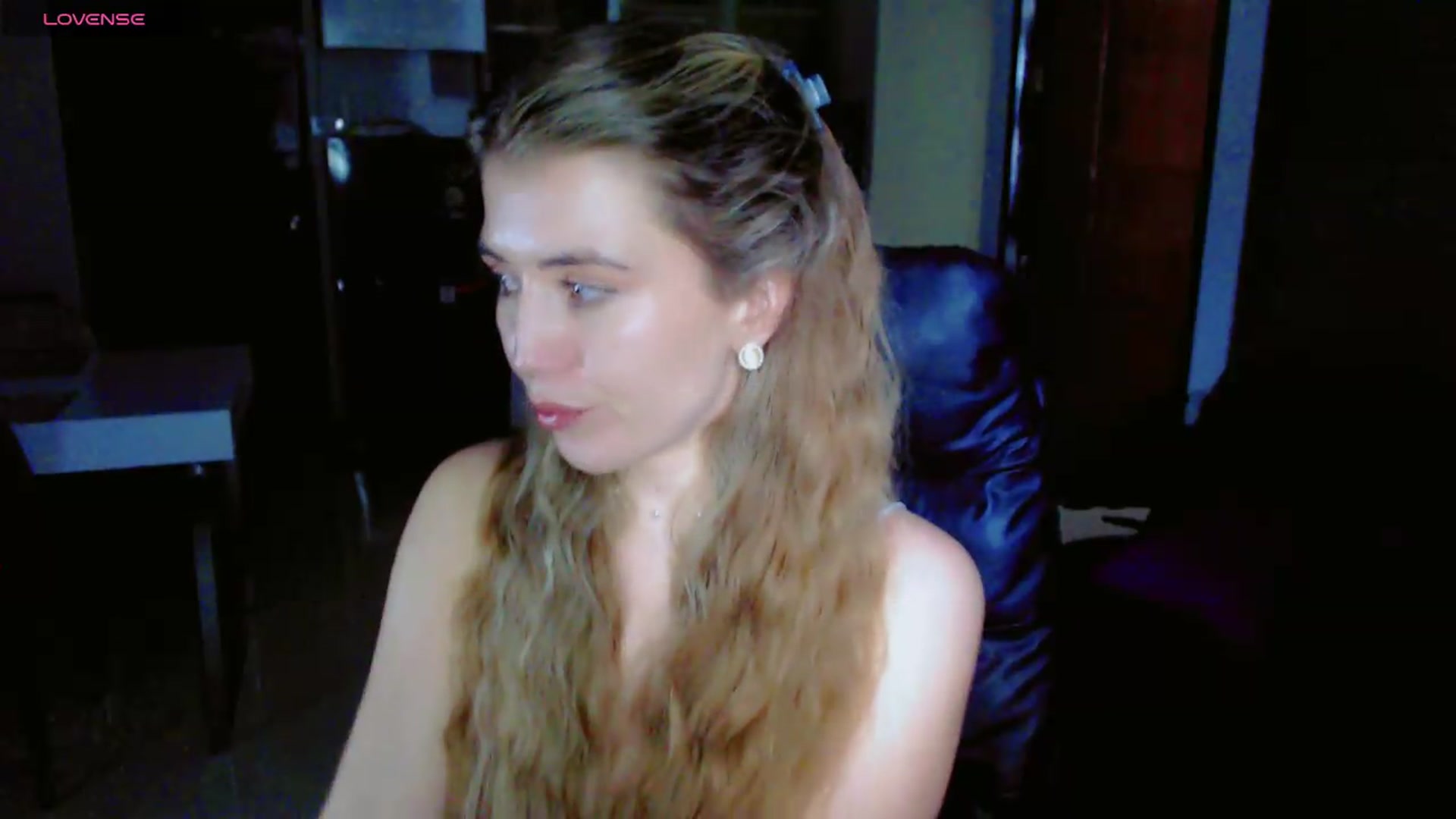 Gallery image thumbnail from KilianSou's myfreecams stream on, 08/17/2026, 06:44 image 16 of 20