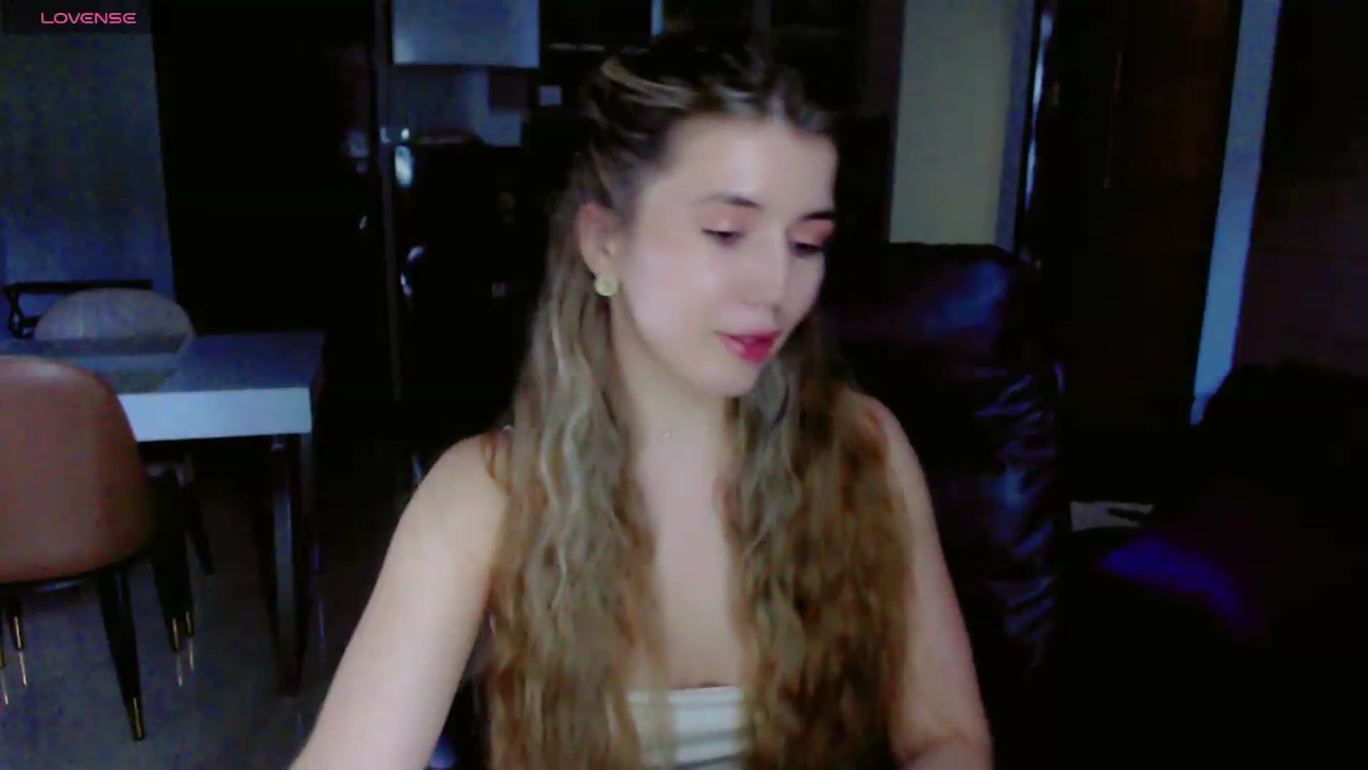 Gallery image thumbnail from KilianSou's myfreecams stream on, 08/17/2026, 06:44 image 12 of 20