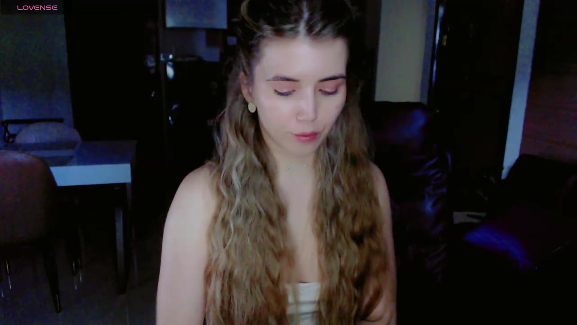 Gallery image thumbnail from KilianSou's myfreecams stream on, 08/17/2026, 06:44 image 8 of 20