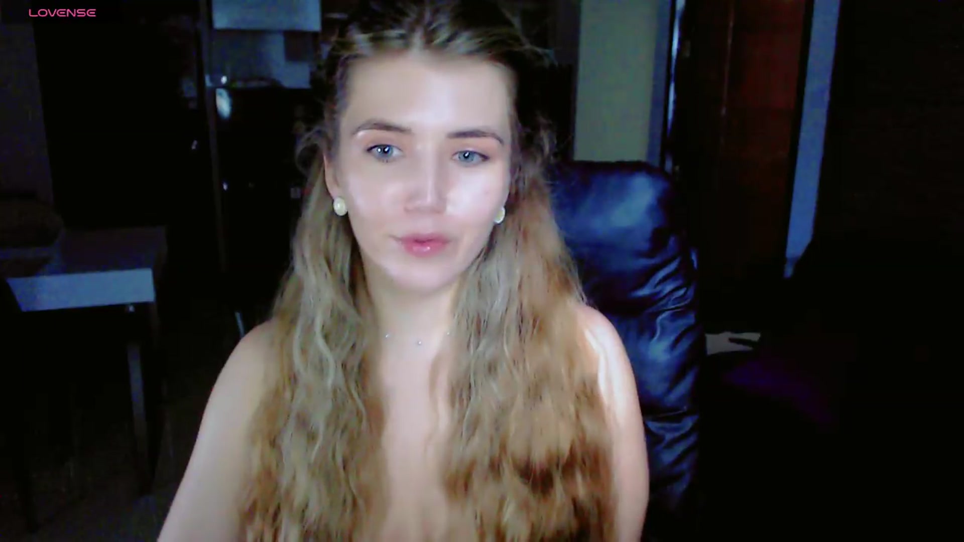 Gallery image thumbnail from KilianSou's myfreecams stream on, 08/17/2026, 06:44 image 15 of 20