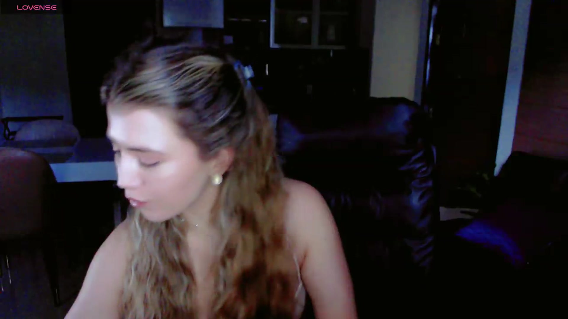 Gallery image thumbnail from KilianSou's myfreecams stream on, 08/17/2026, 06:44 image 9 of 20