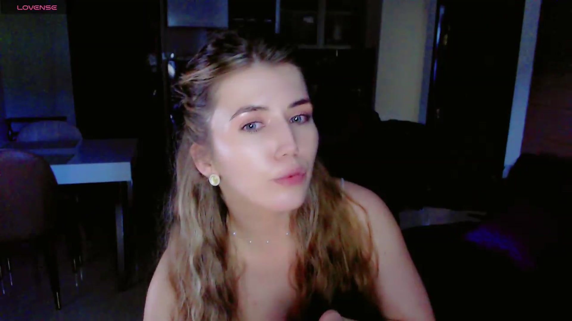 Gallery image thumbnail from KilianSou's myfreecams stream on, 08/17/2026, 06:44 image 4 of 20