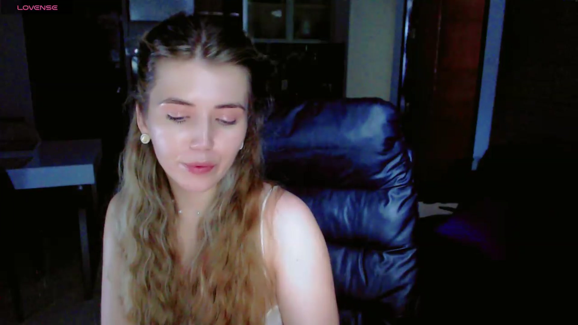 Gallery image thumbnail from KilianSou's myfreecams stream on, 08/17/2026, 06:44 image 17 of 20