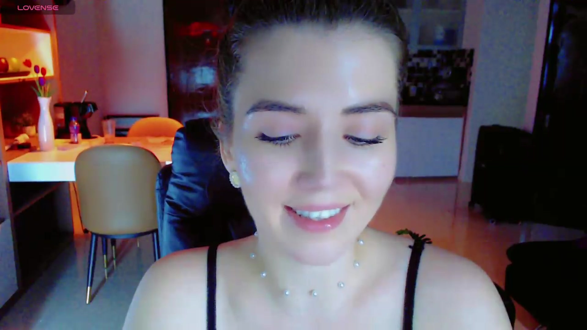Gallery image thumbnail from KilianSou's myfreecams stream on, 08/18/2026, 05:34 image 10 of 20