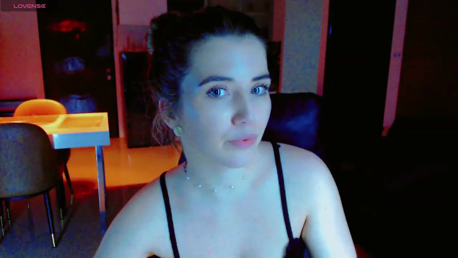 Gallery image thumbnail from KilianSou's myfreecams stream on, 08/18/2026, 07:44 image 4 of 20