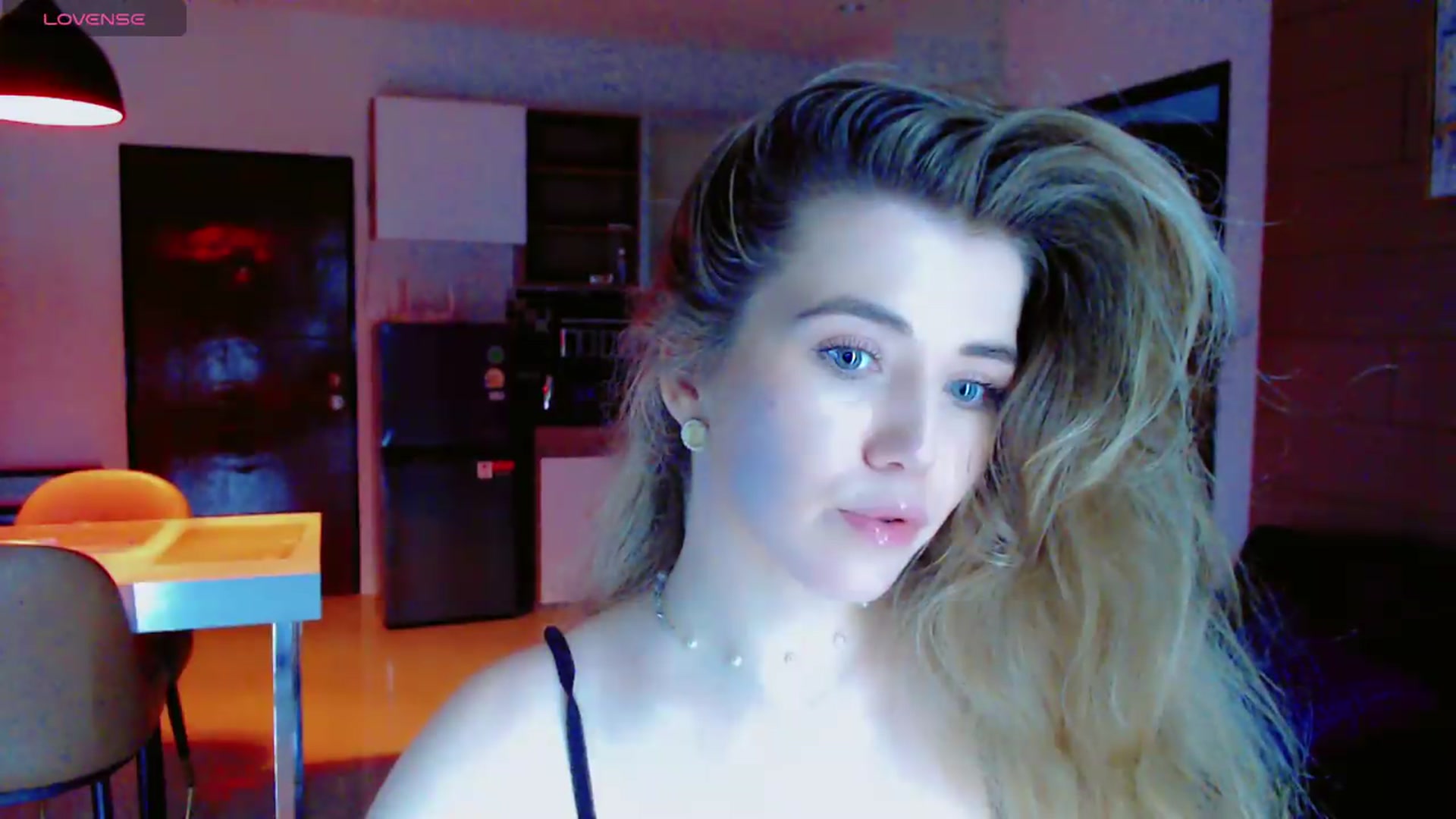 Gallery image thumbnail from KilianSou's myfreecams stream on, 08/18/2026, 07:44 image 18 of 20