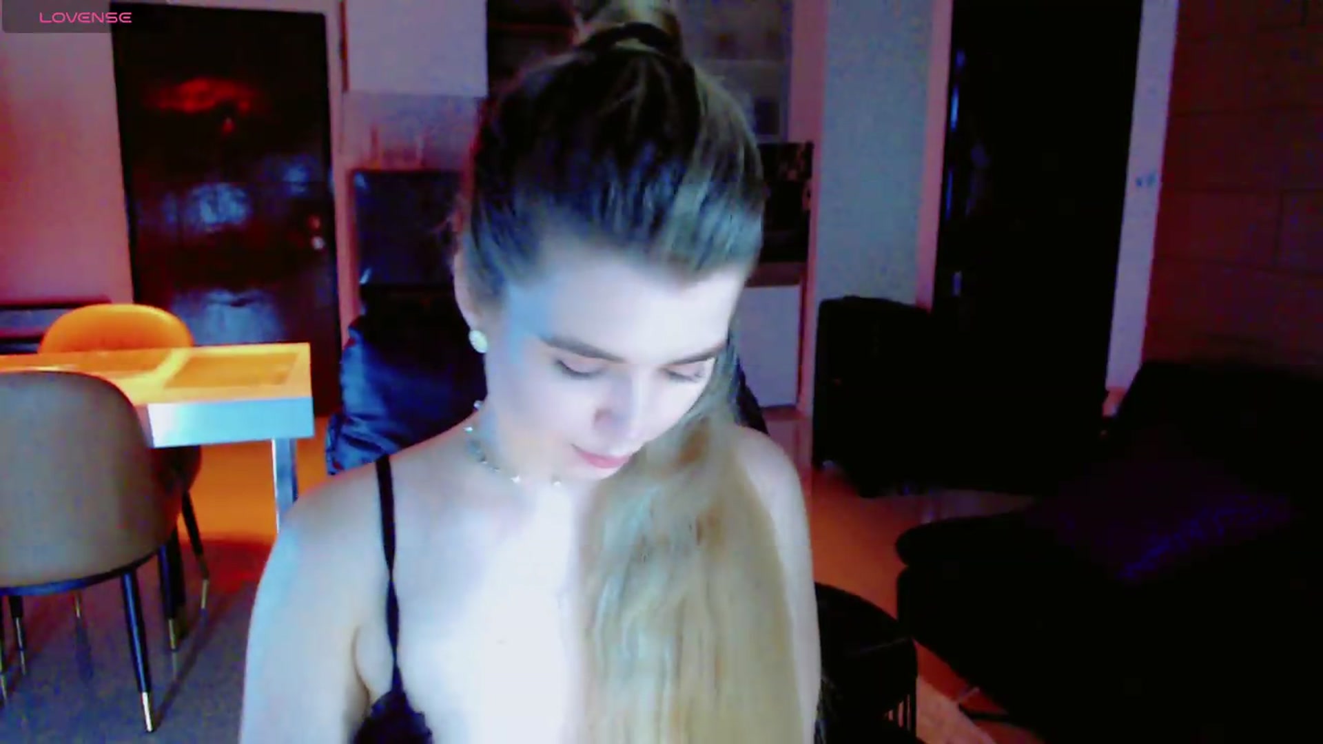 Gallery image thumbnail from KilianSou's myfreecams stream on, 08/18/2026, 08:37 image 19 of 20