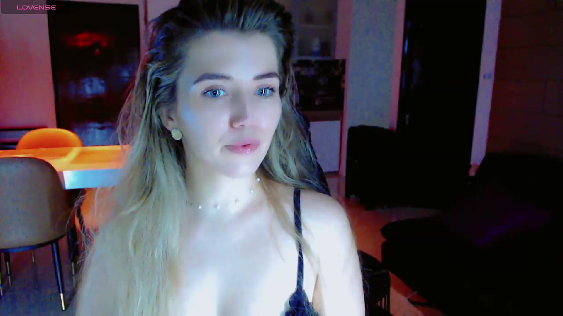 Gallery image thumbnail from KilianSou's myfreecams stream on, 08/18/2026, 08:37 image 15 of 20